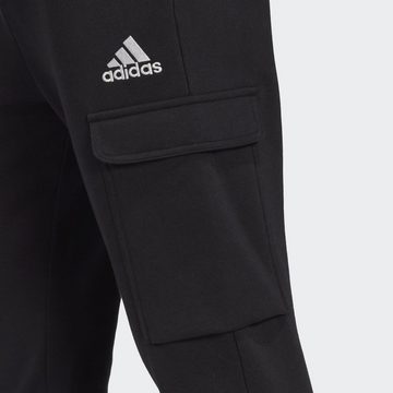 adidas Sportswear Jogginghose ESSENTIALS FLEECE REGULAR TAPERED CARGOHOSE