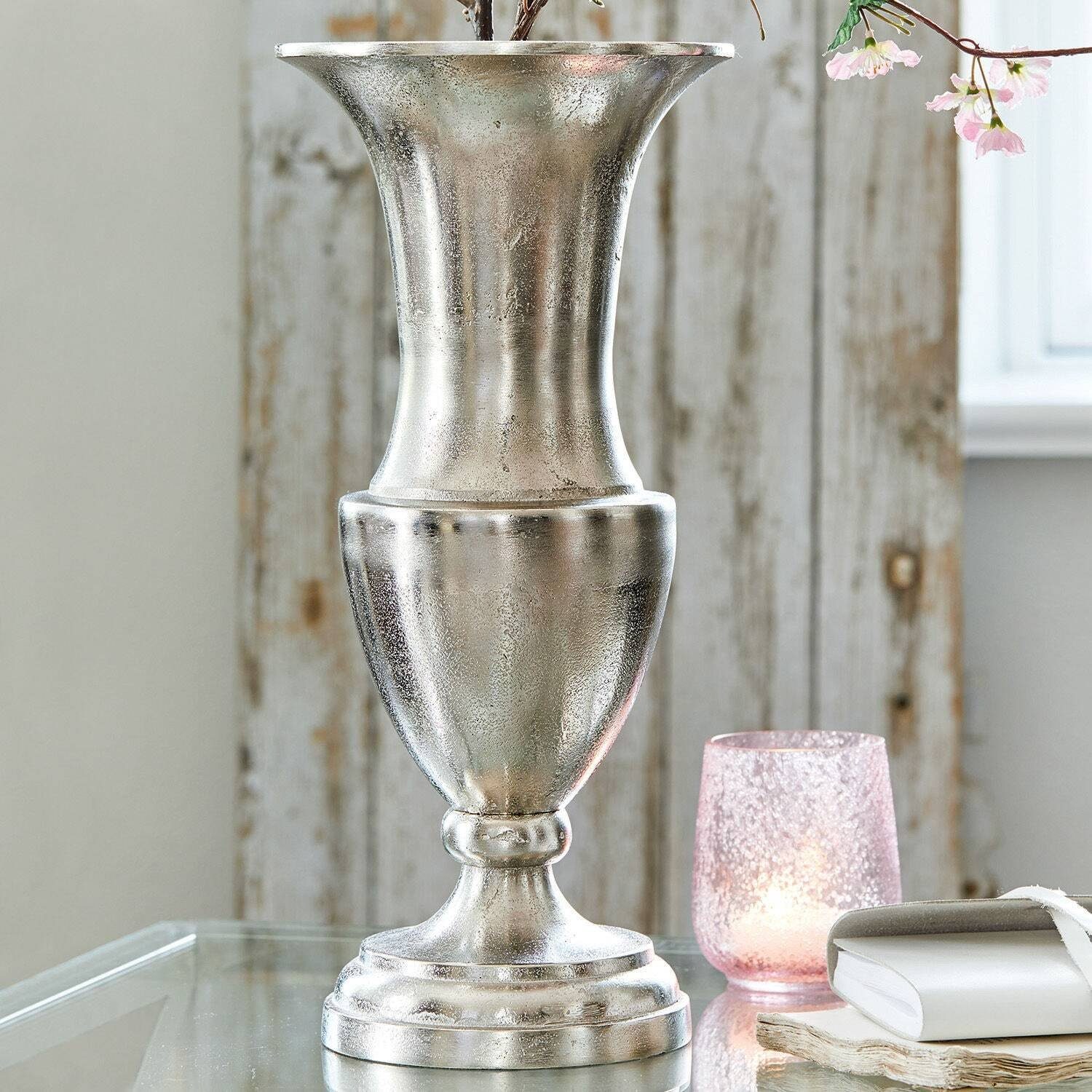 Mirabeau Tischvase Vase Gilberta antiksilber