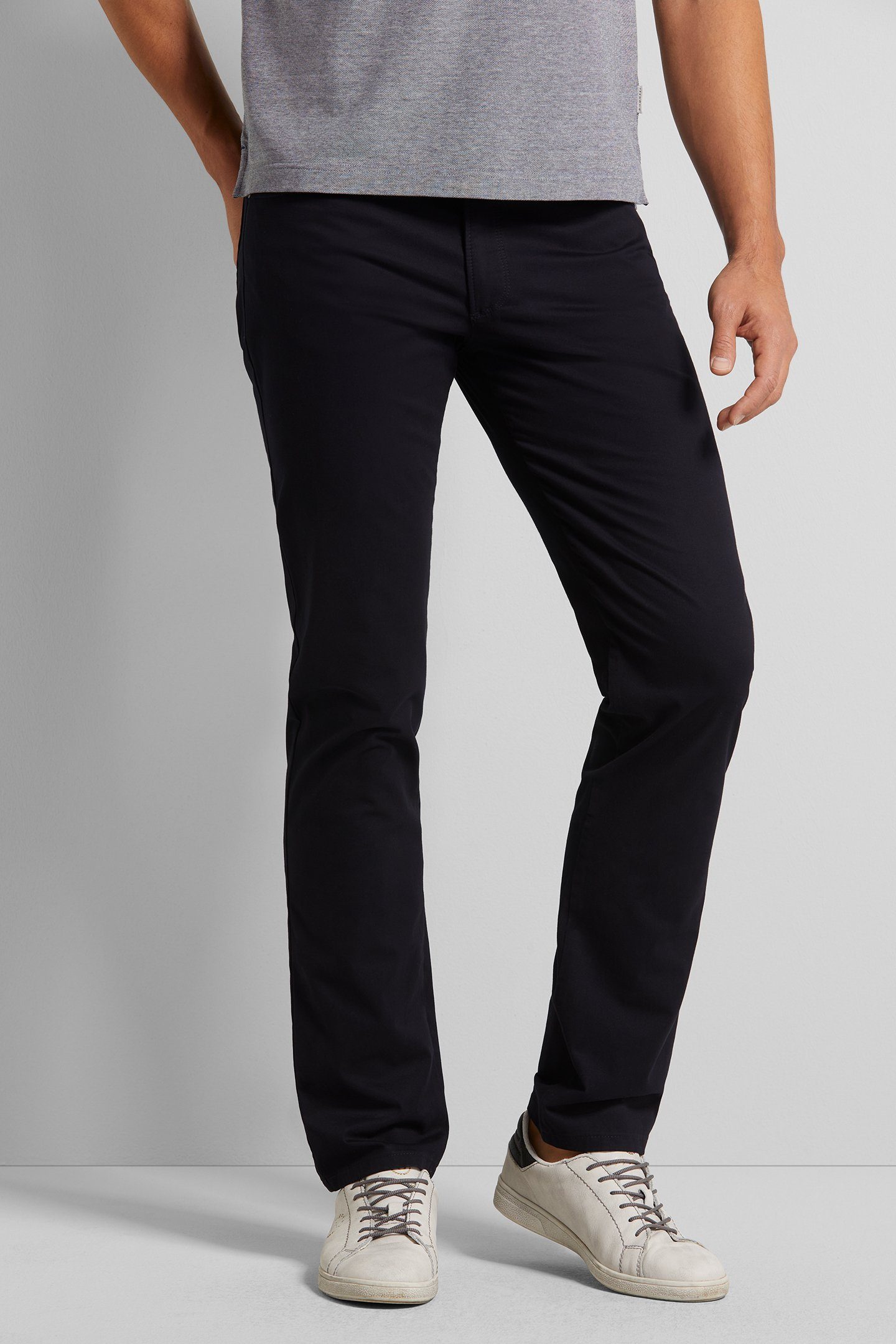 bugatti 5-Pocket-Hose mit blau Farbechtheit langanhaltender