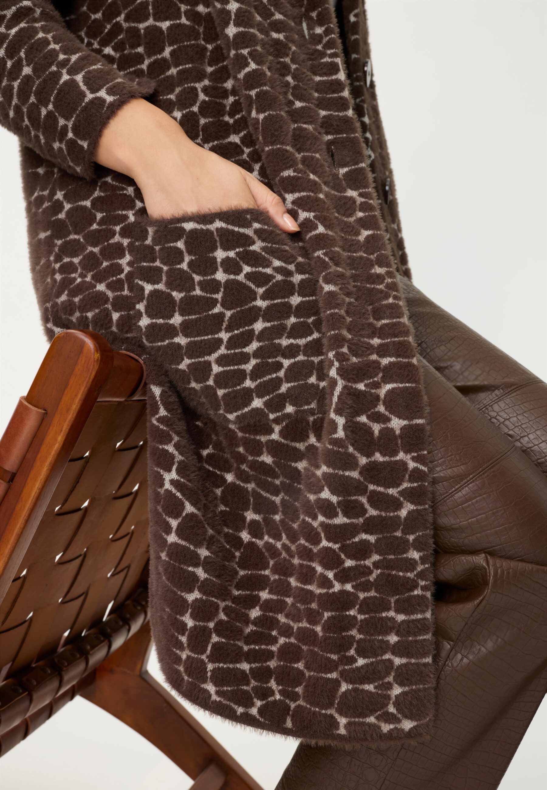 Olsen Cardigan mit Jacquard-Muster