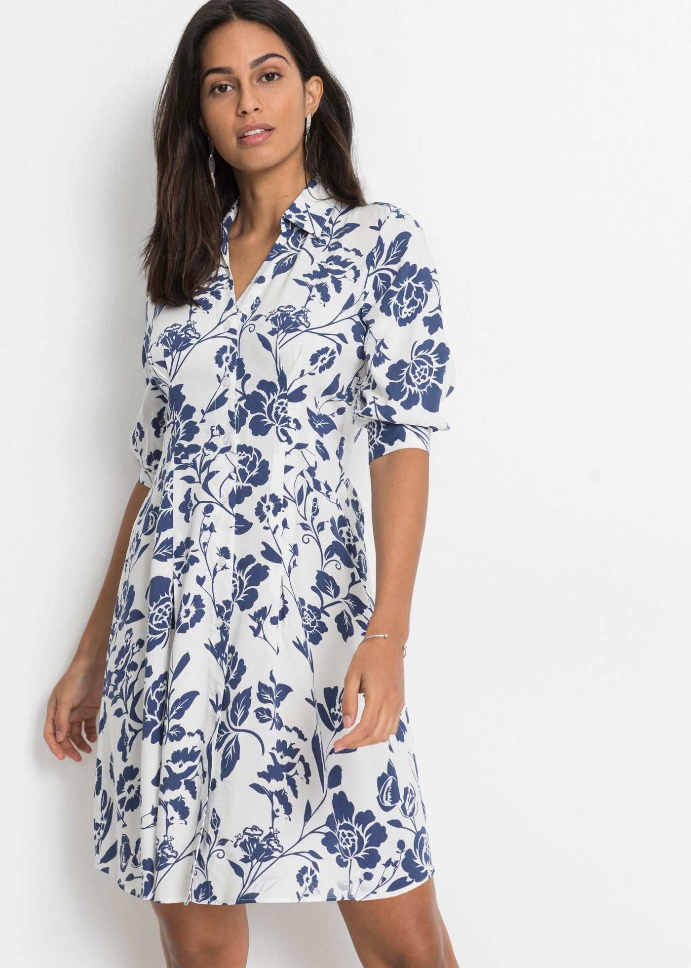 bonprix Blusenkleid aus Viskose, mit Knopfleiste, ausgestellte Passform, mit 3/4-Ärmeln