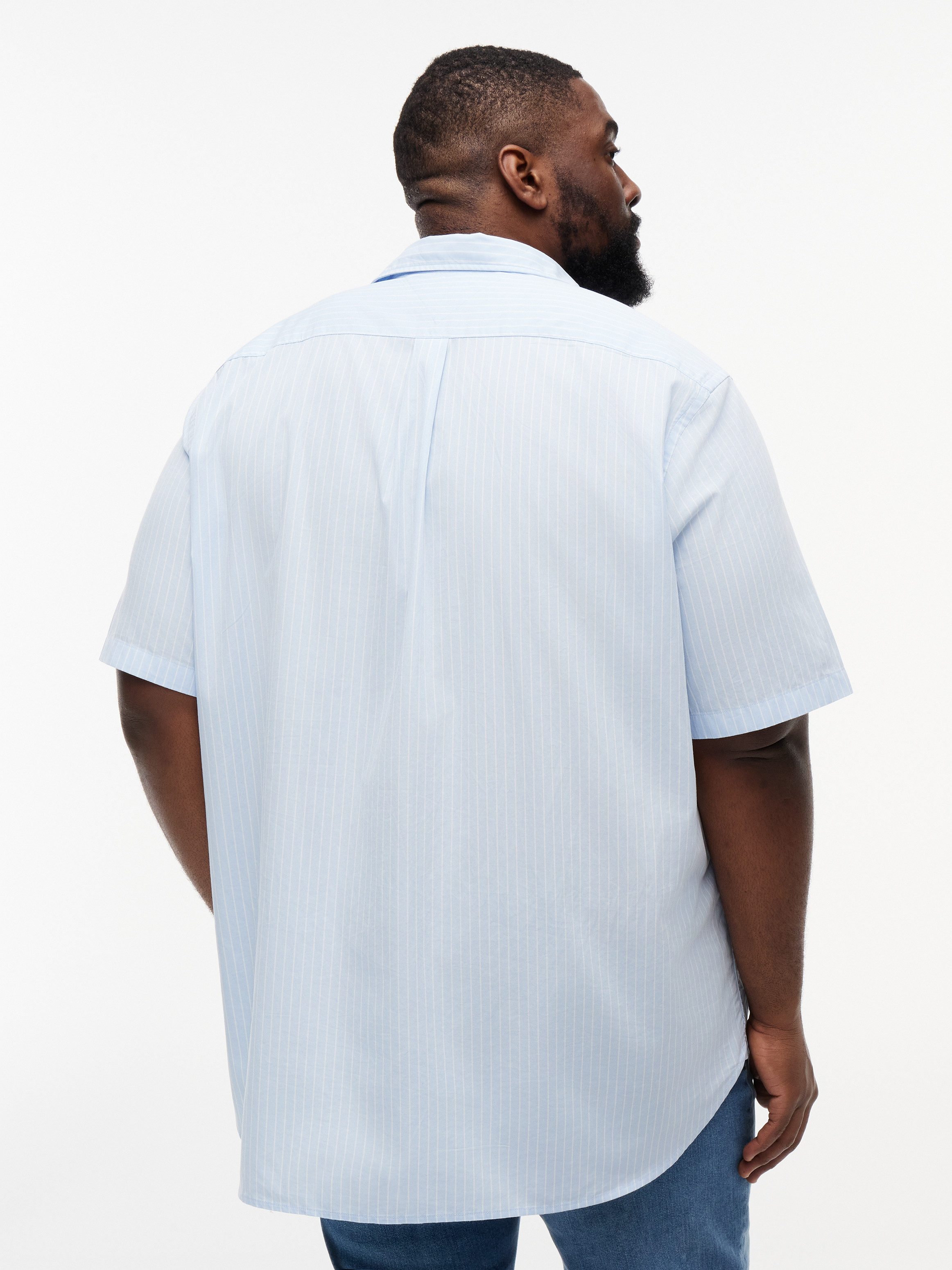 Tommy Hilfiger Big & Tall Kurzarmhemd FLEX POPLIN Große Größen, regular fit, fein gestreift