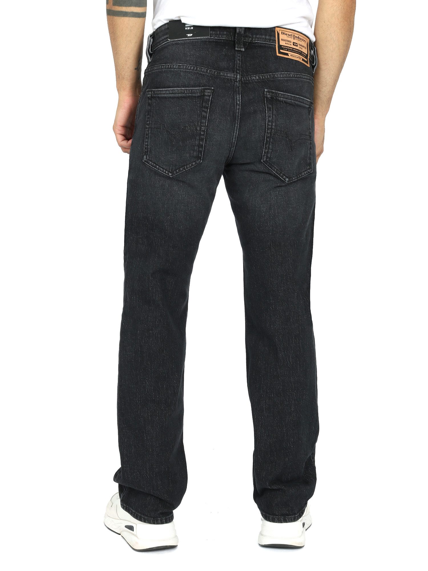 Diesel Straight-Jeans reguläre, gerade Beinform - günstig online kaufen