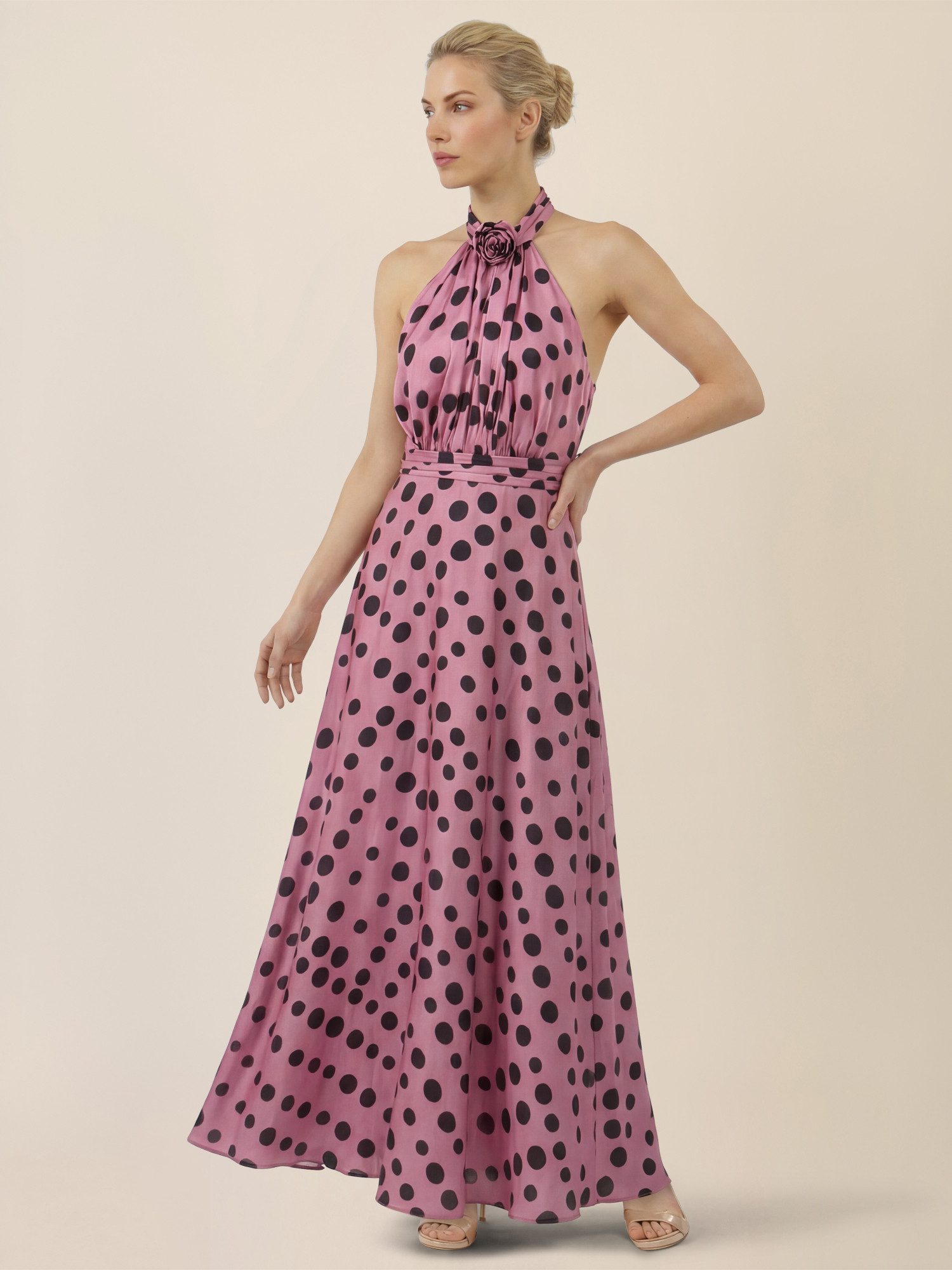 Apart Abendkleid mit Polka Dots