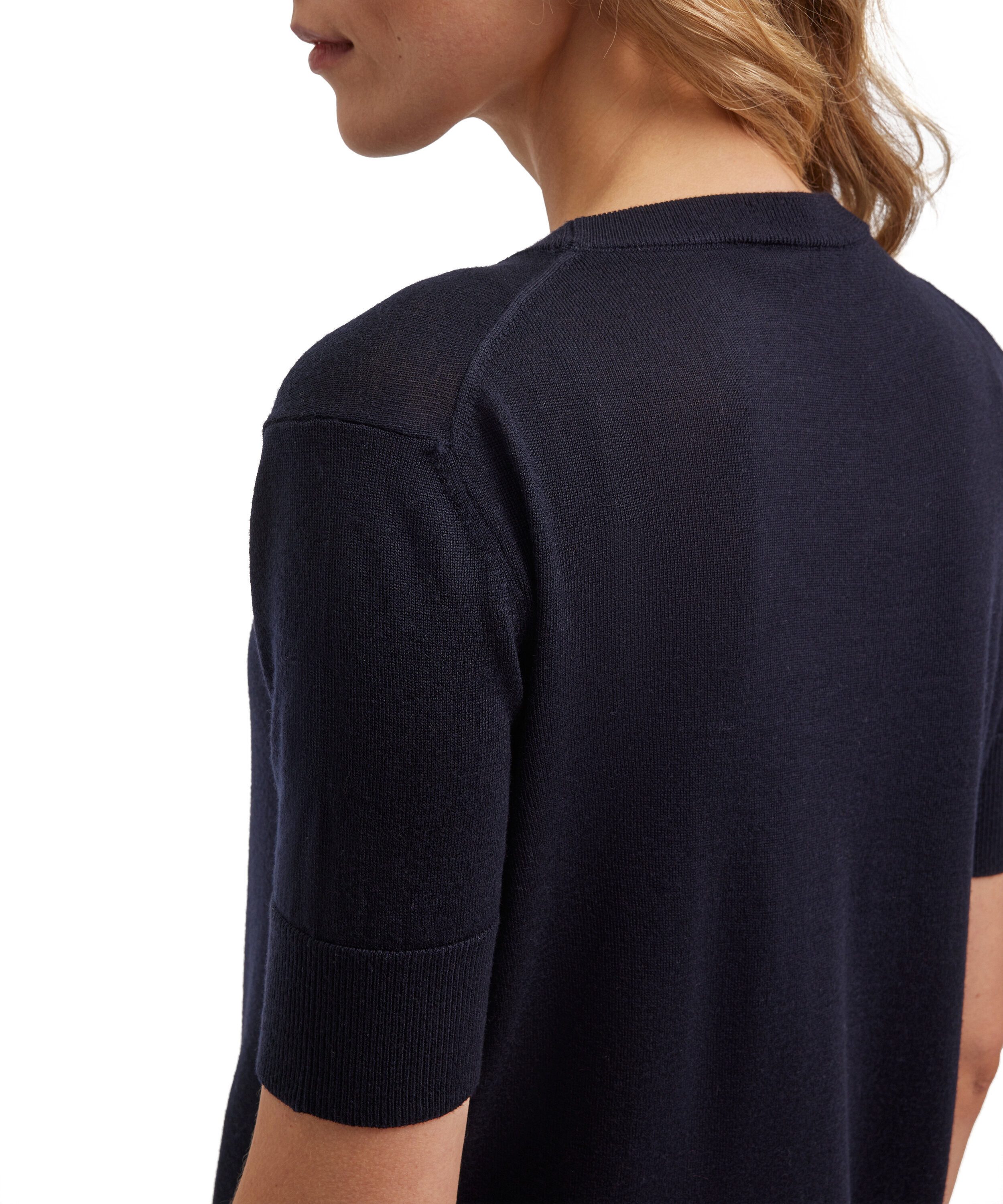 FALKE Strickpullover Pullover mit feinster Merinowolle (1-tlg) mit feinster Merinowolle