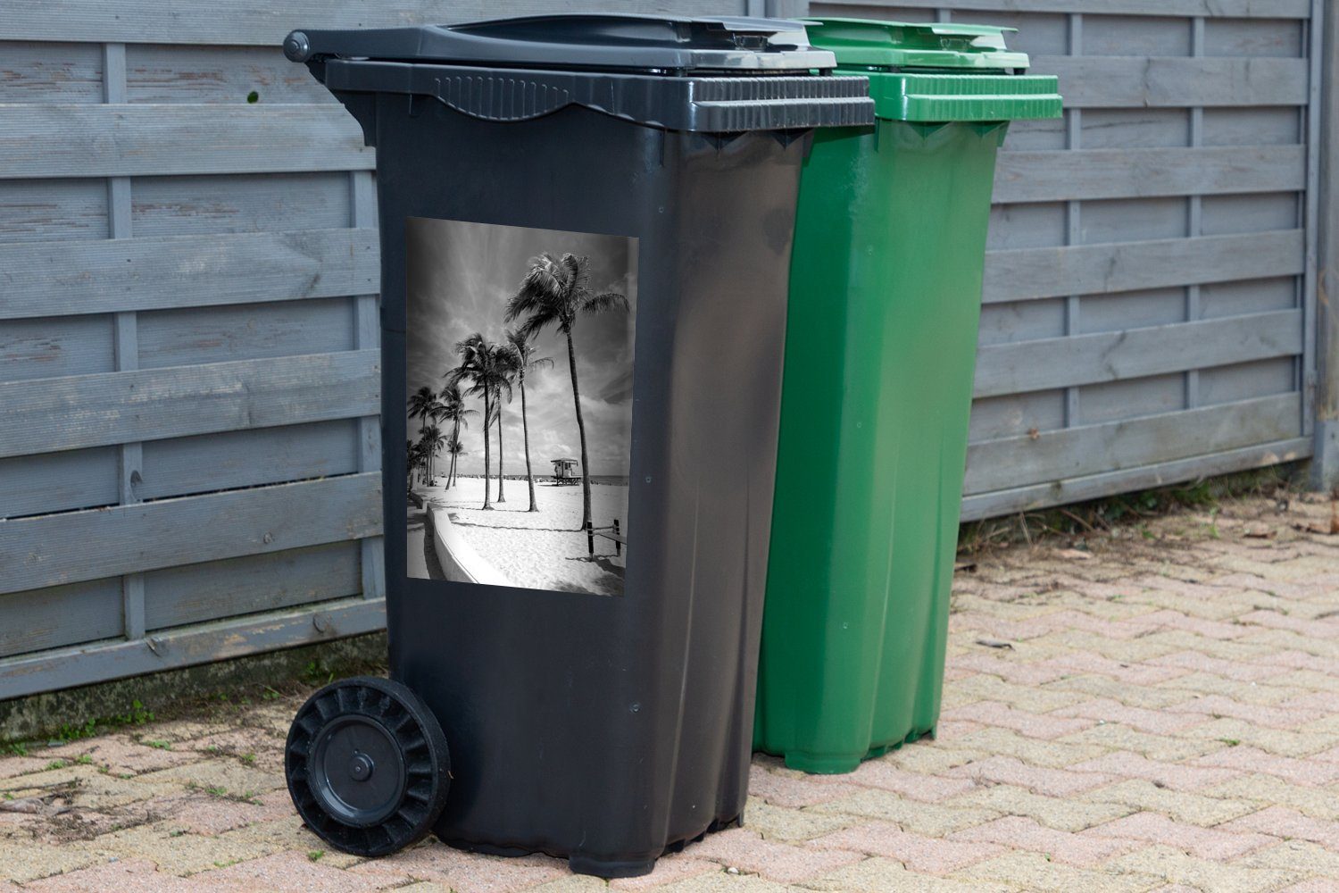 St), (1 Wandsticker und Strand - Miami Mülltonne, Palmen Container, Mülleimer-aufkleber, weiß Sticker, von am schwarz Abfalbehälter Beach MuchoWow