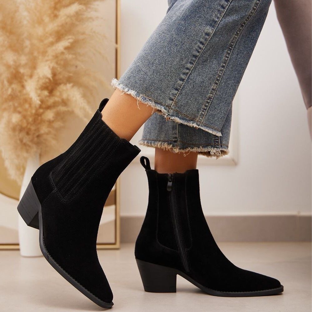 Ital-Design Elegante Leder-Stiefeletten für Damen - Komfort und Stil Westernstiefelette (90482653) Blockabsatz Stiefeletten in Schwarz