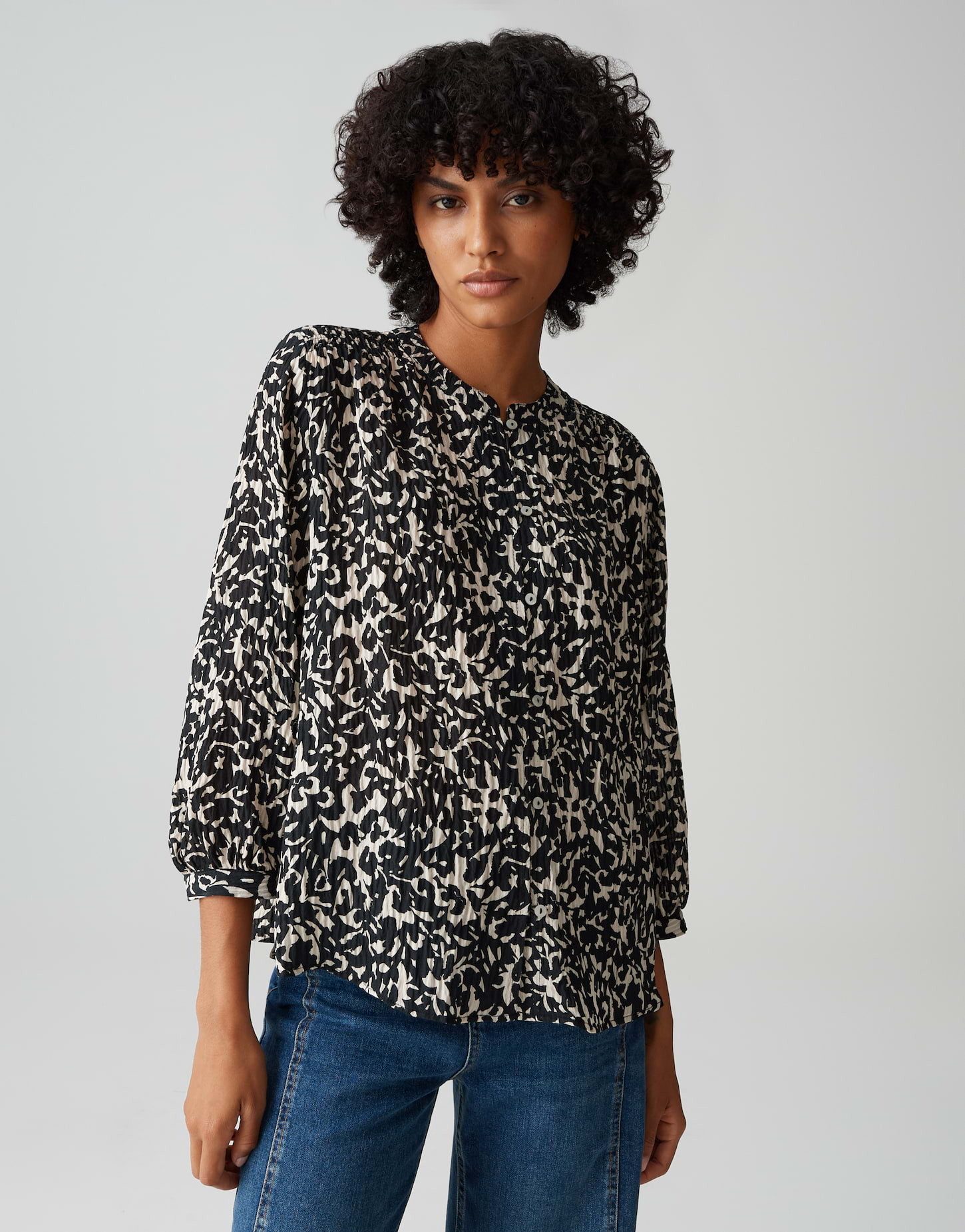 OPUS Kurzarmbluse FAMELIA Regular mit feiner Jacquard Struktur günstig online kaufen