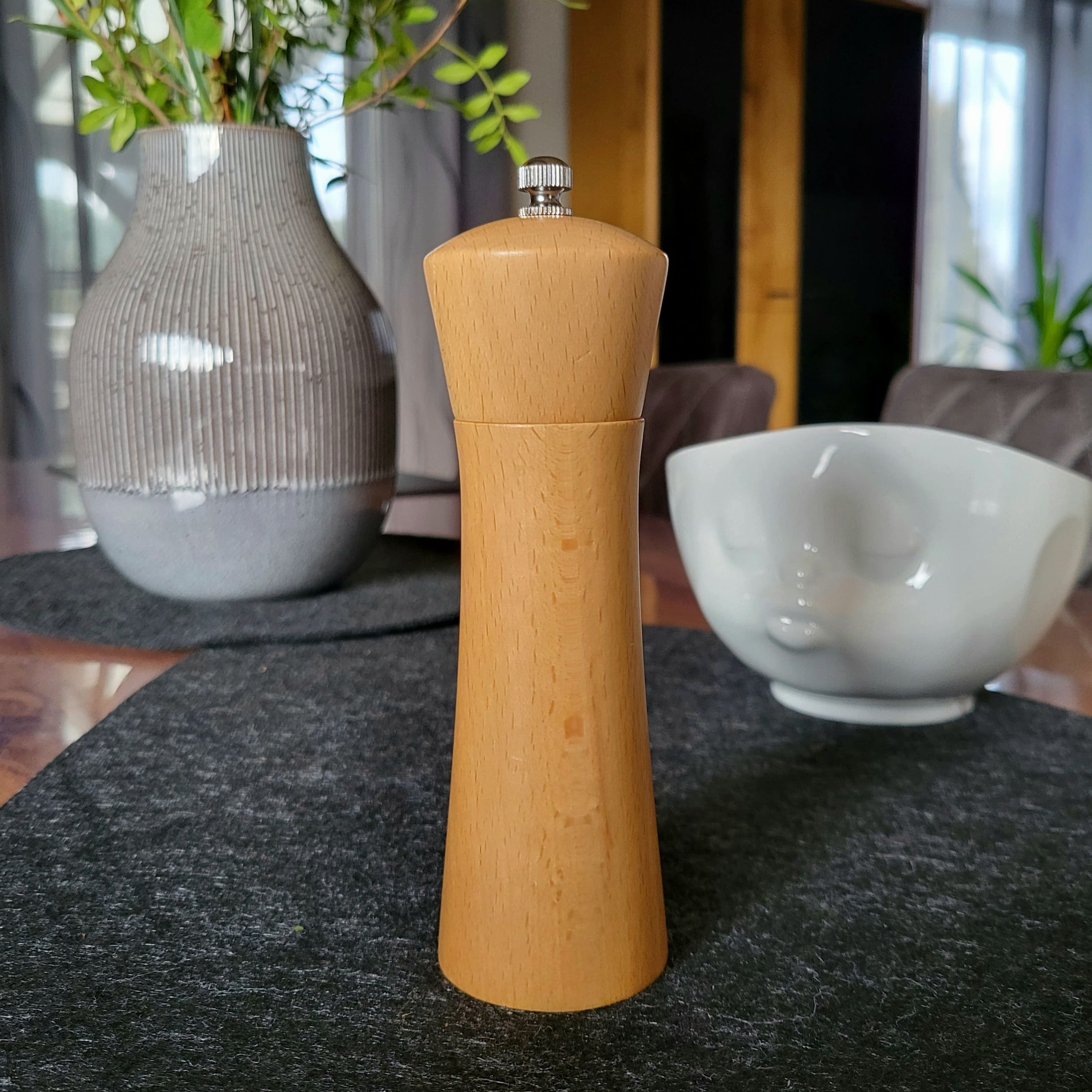 Biodora Pfeffermühle Buchenholz-Pfeffermühle 17cm – Gewürzmühle mit Keramikmahlwerk manuell, Pfeffermühle / Salzmühle / Gewürzmühle – Bild 2 von 5