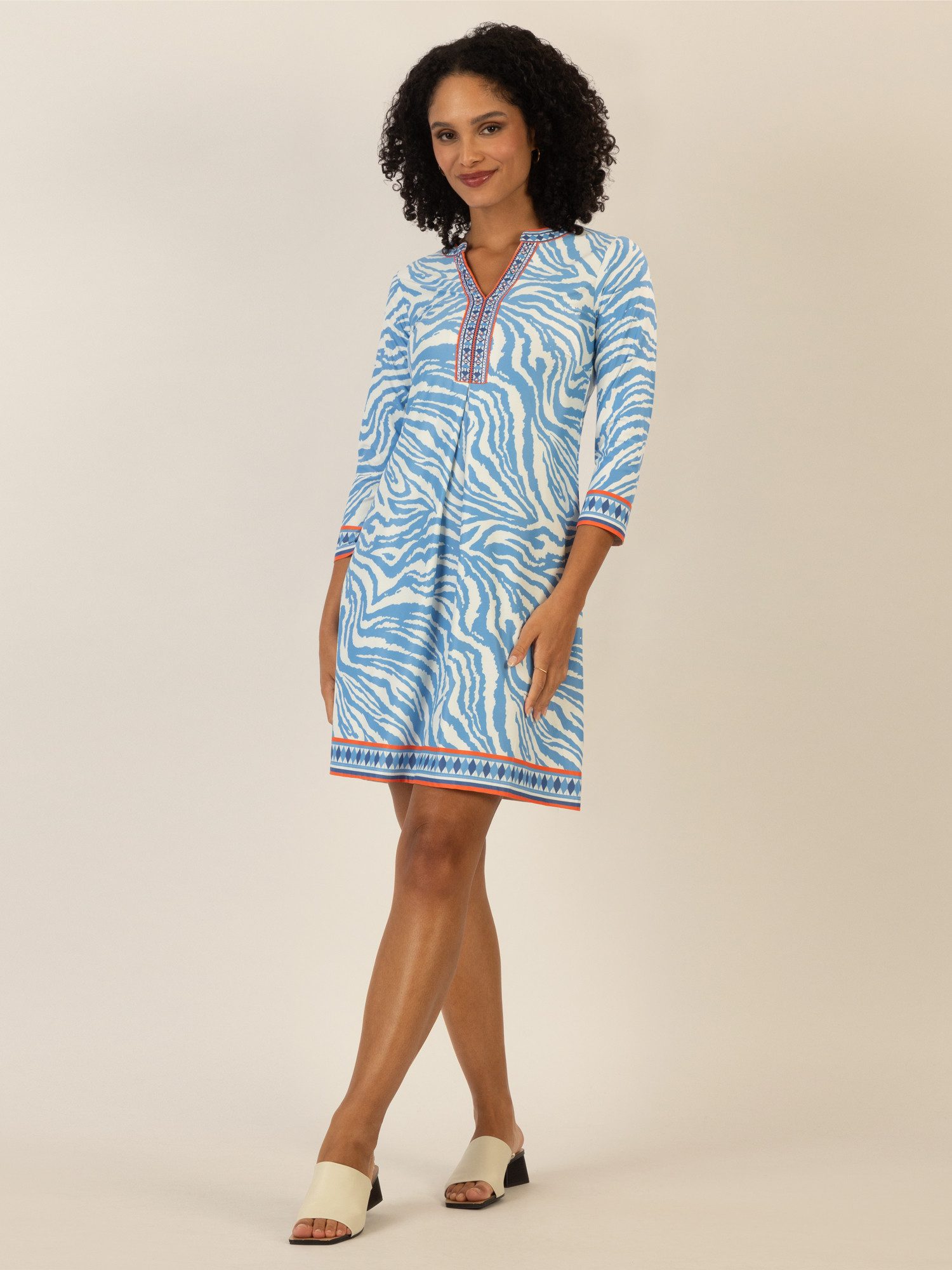 mint & mia Midikleid mit Print und Zierborten günstig online kaufen