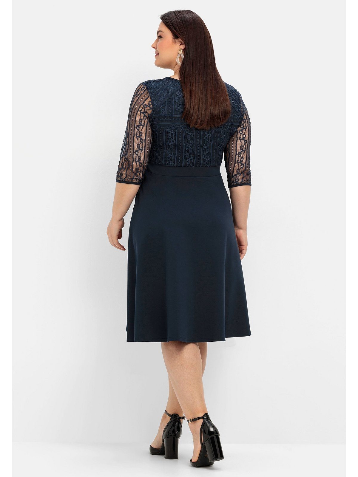 Sheego Abendkleid Große Größen mit floraler Spitze und Chiffon-Ärmeln