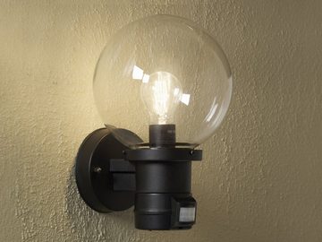 KONSTSMIDE LED Außen-Wandleuchte, Bewegungsmelder, LED wechselbar, Warmweiß, Fassadenbeleuchtung Haus-wand mit Bewegungsmelder, Schwarz H: 31cm
