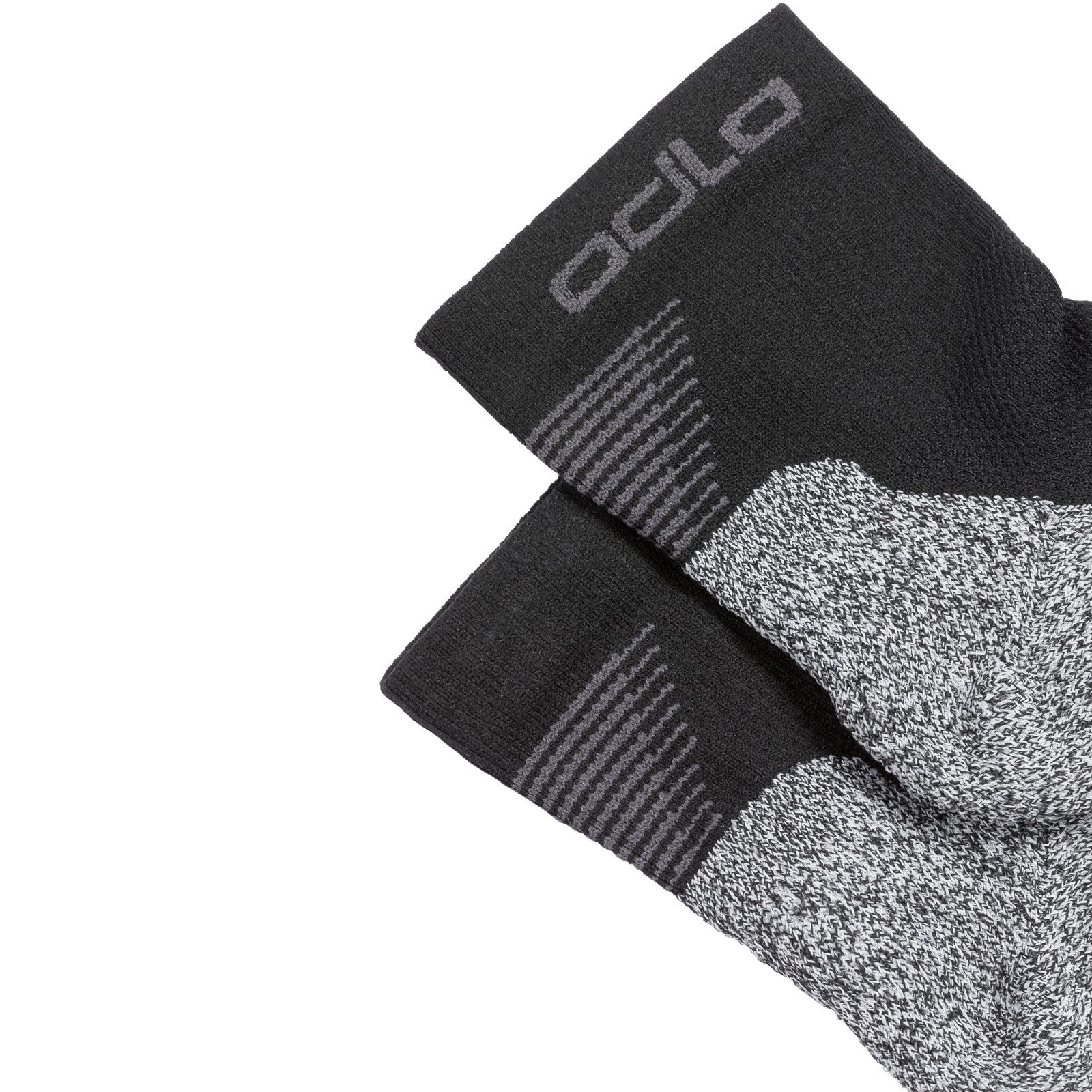 Odlo Laufsocken Odlo Ceramicool Socks quarter 763750-15000 Fühl dich wohl auf allen Trails und Laufstrecken