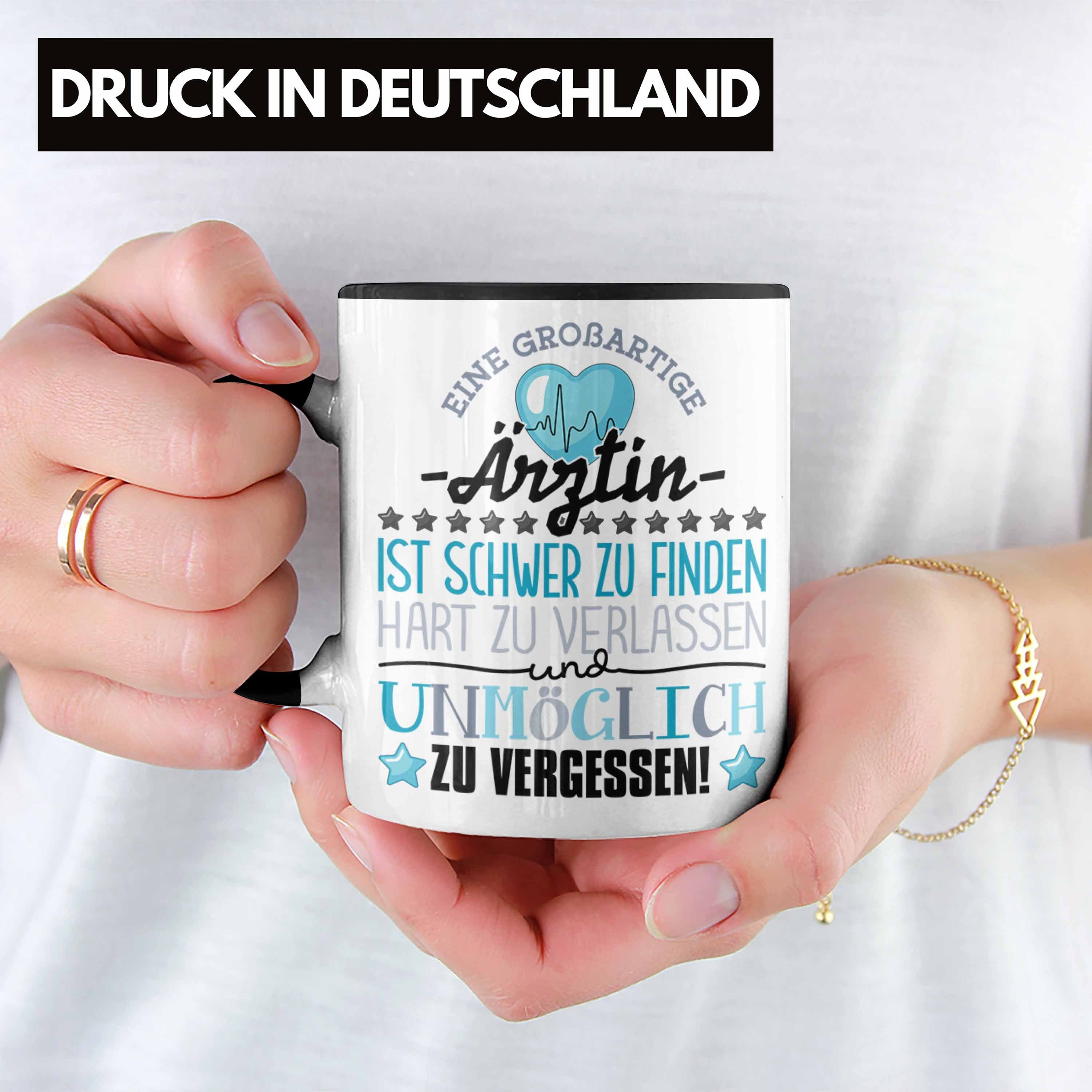 Trendation Tasse Trendation - Abschiedsgeschenk Spruch Tasse Schwarz Ärztin Abschied Ärztin Dan