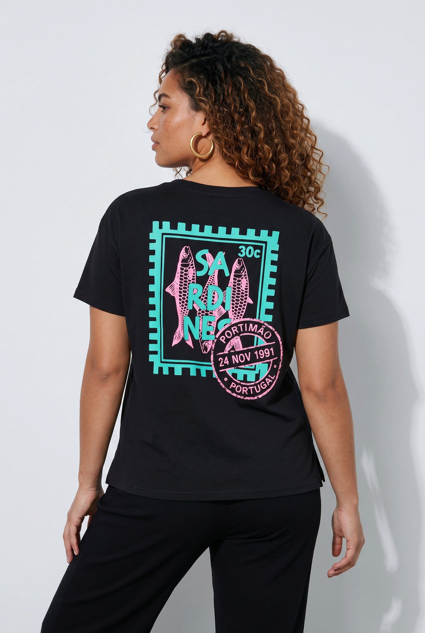 Angel of Style T-Shirt T-Shirt Boxy Fit Sardinen-Motiv auf dem Rücken