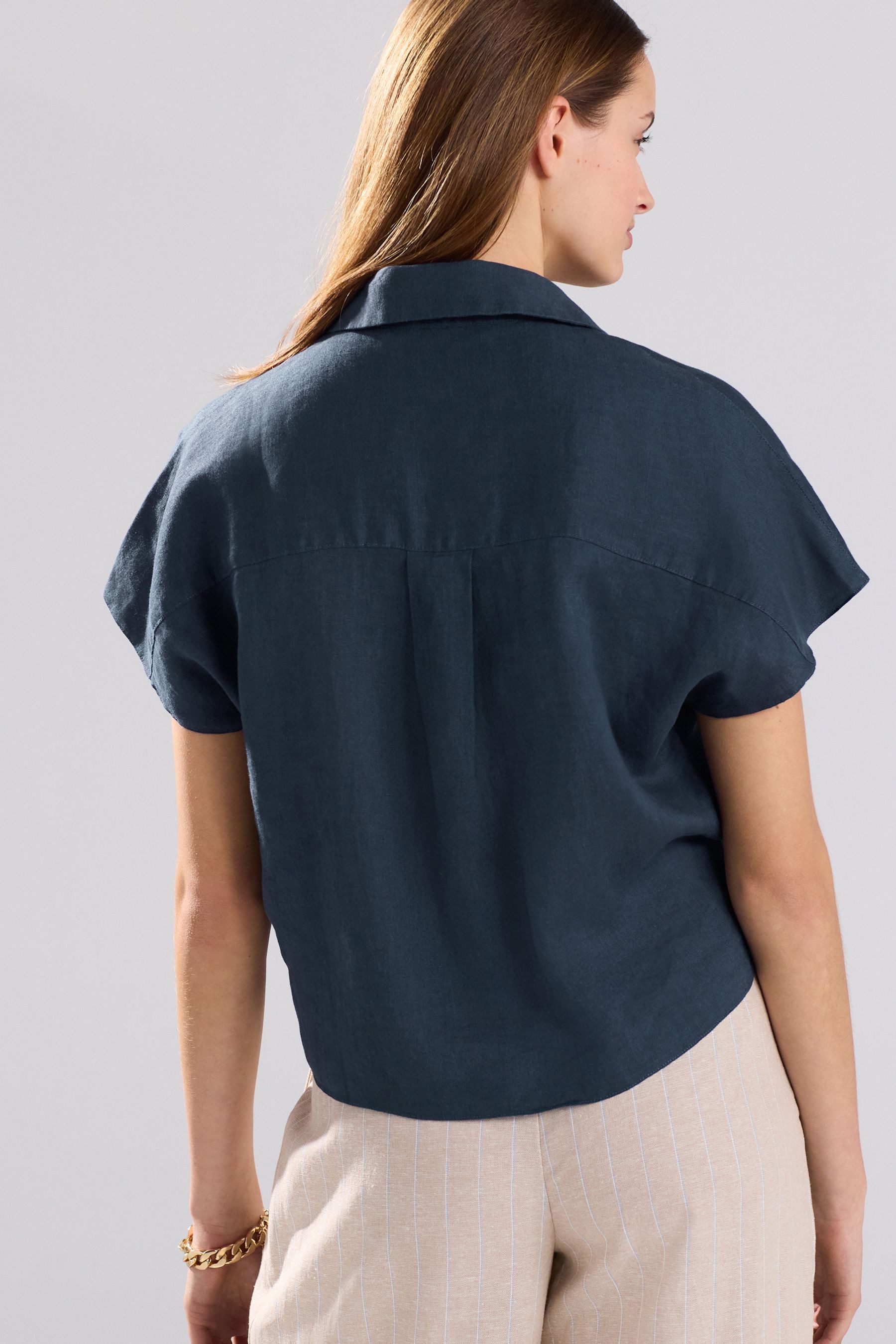 Next Kurzarmhemd Kurzarm-Bluse mit Knotendesign vorne aus Leinen (1-tlg) günstig online kaufen