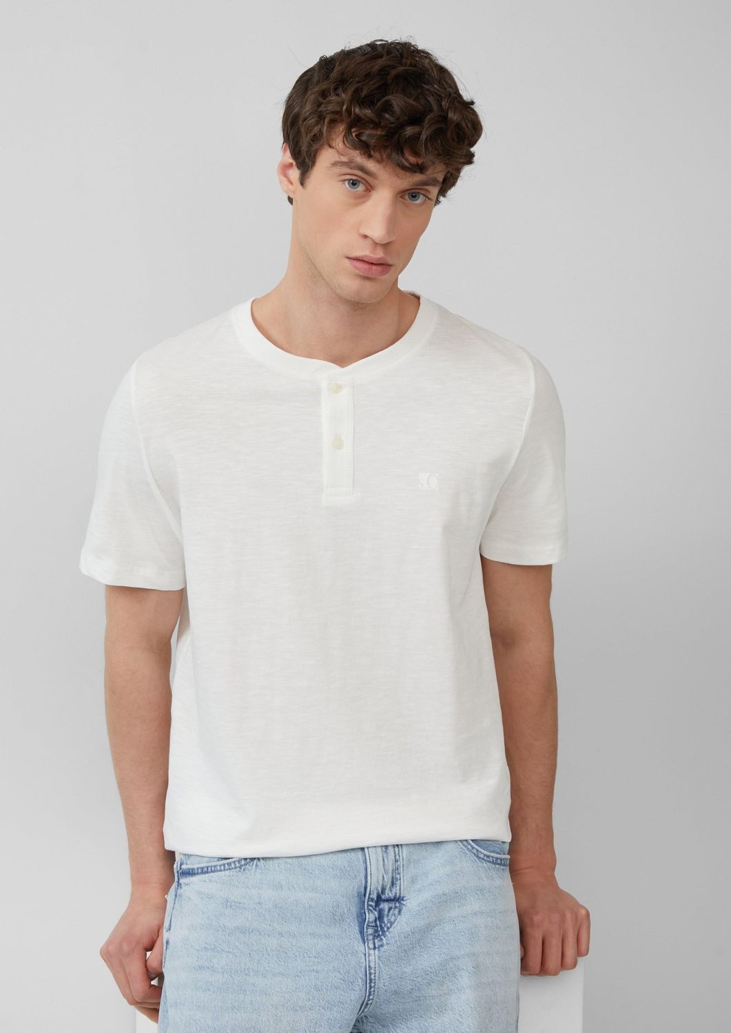 s.Oliver T-Shirt T-Shirt Henley-Ausschnitt, kurzarm, Flammgarn günstig online kaufen