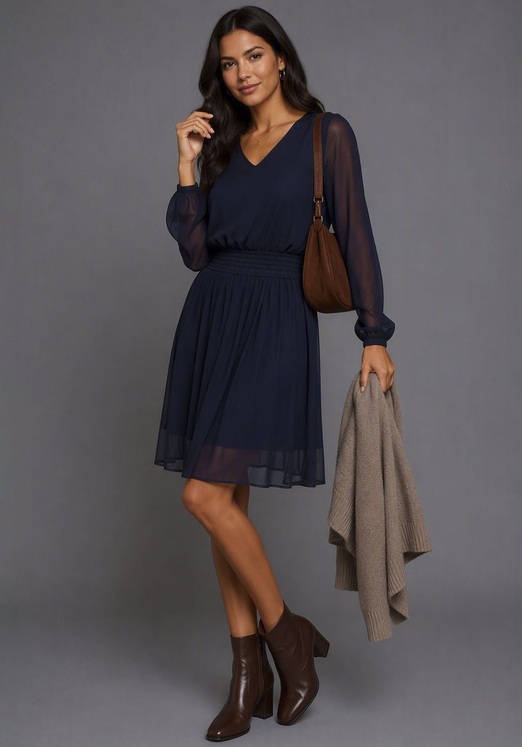 Laura Scott Meshkleid mit Smok-Einsatz