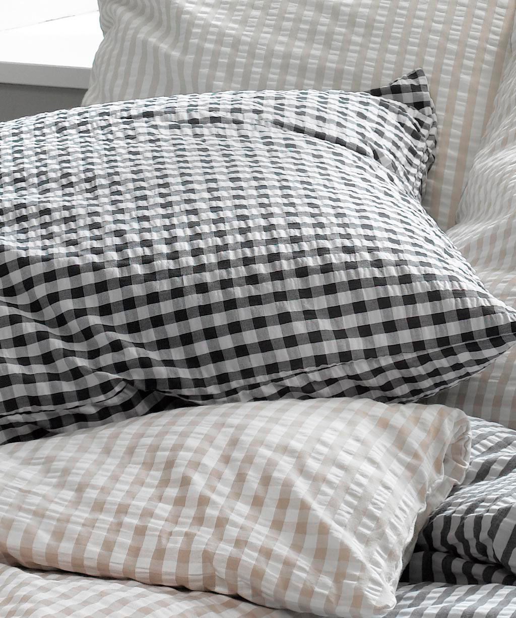 fleuresse Bettwäsche Rio, Seersucker, 2 teilig, Seersucker 100% Baumwolle, bügelfrei, atmungsaktiv, OEKO-TEX®