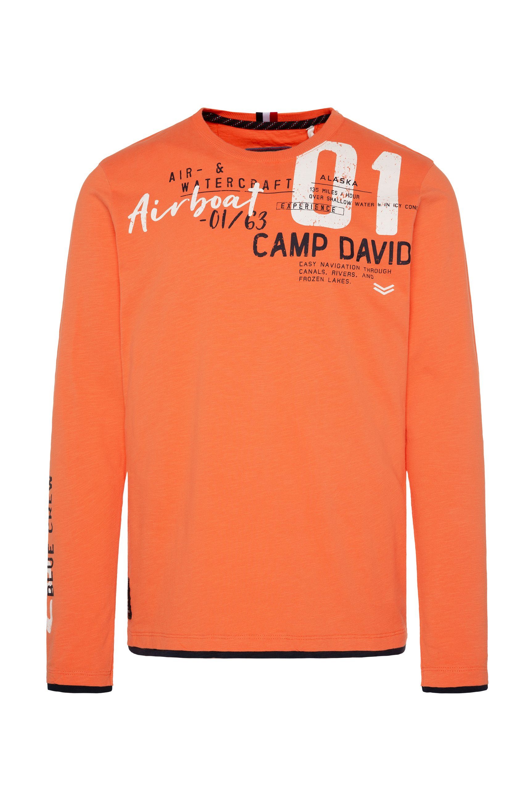CAMP DAVID Langarmshirt mit Label im Prints Used-Look mission orange