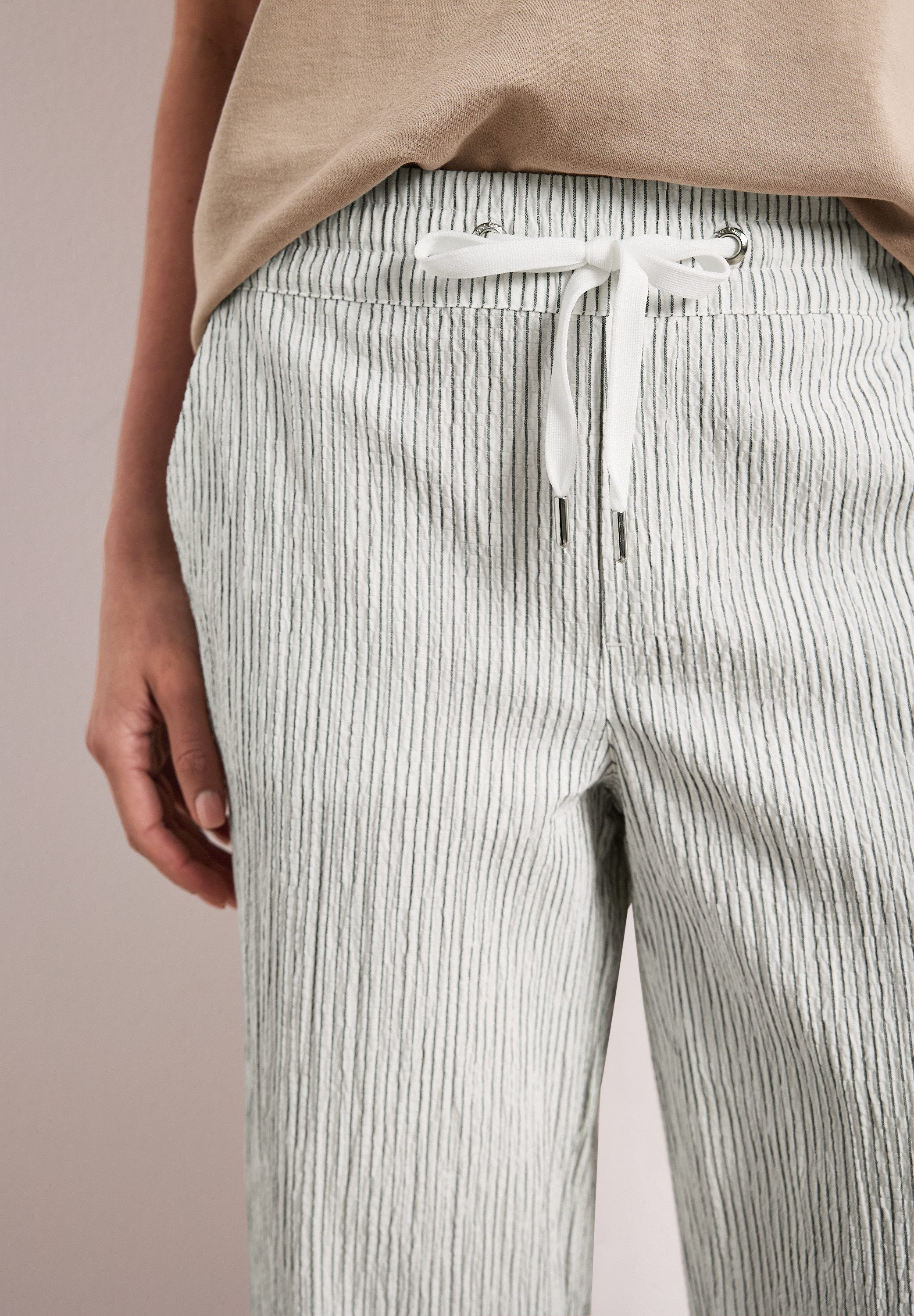 STREET ONE Stoffhose Style Emee mit elastischem Bund