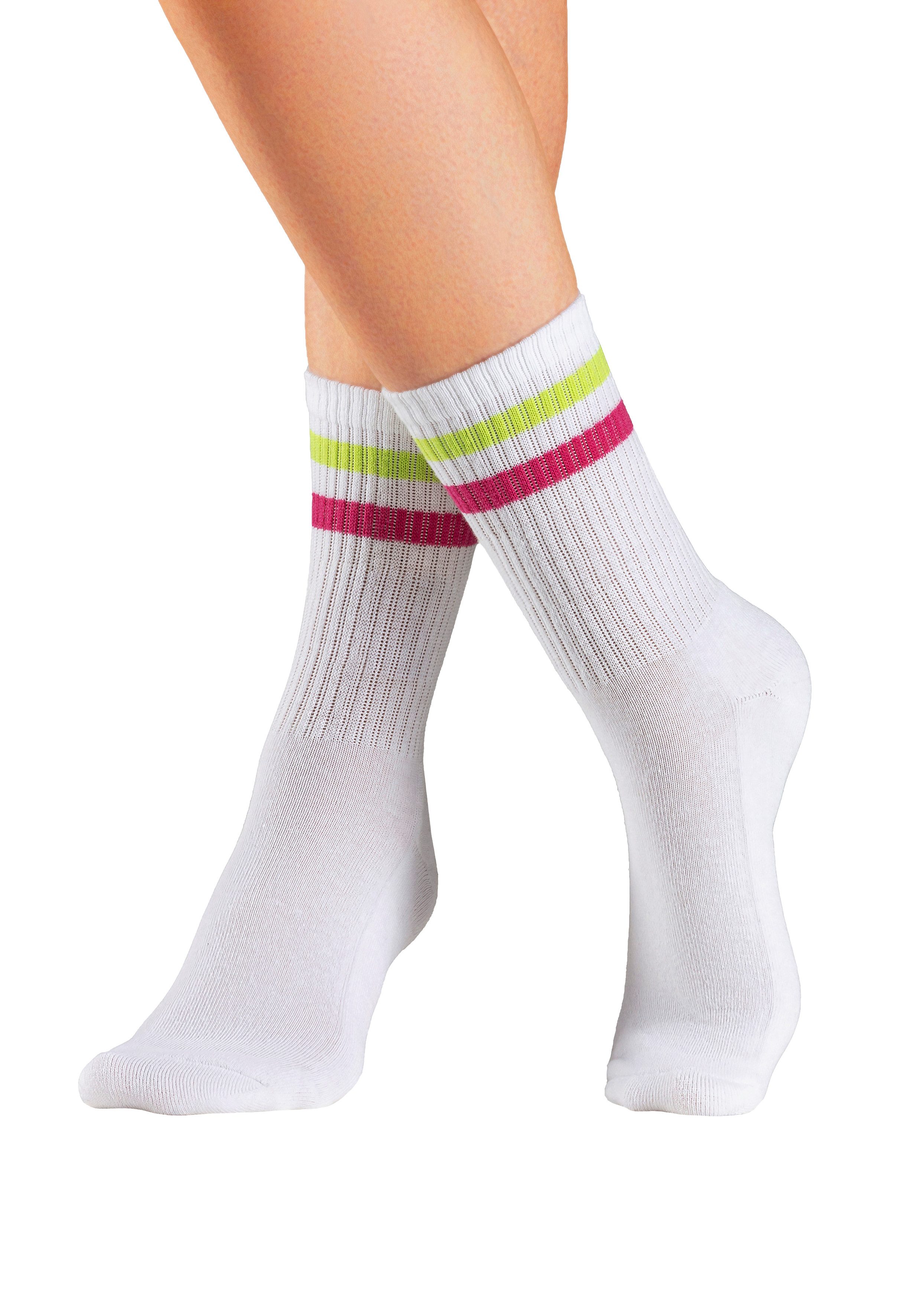 LASCANA Tennissocken (Packung, 3-Paar) mit Frotteesohle und Stickerei