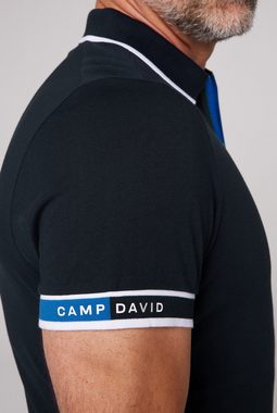 CAMP DAVID Poloshirt mit kontrastreichen Details