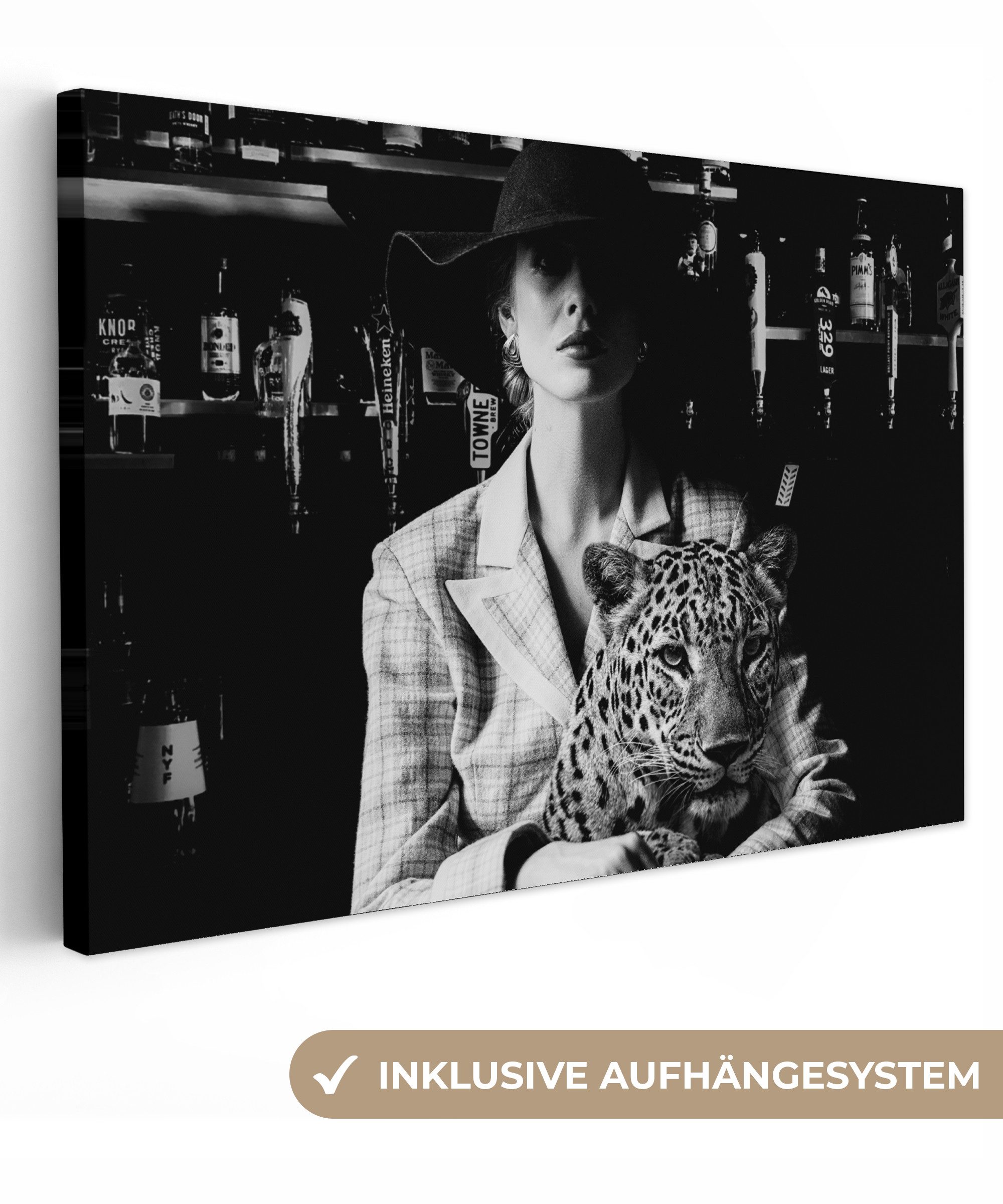 OneMillionCanvasses® Leinwandbild Frau - Leopard - Luxus - Schwarz - Weiß - Tier, Fotodruck (1 St), Leinwand Bilder Klein, Wand Dekoration Aesthetic 30x20 cm