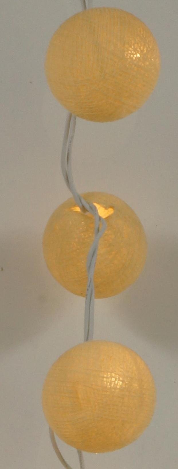 Guru-Shop LED-Lichterkette Stoff Ball Lichterkette, Lampion.. Kugel vanille LED