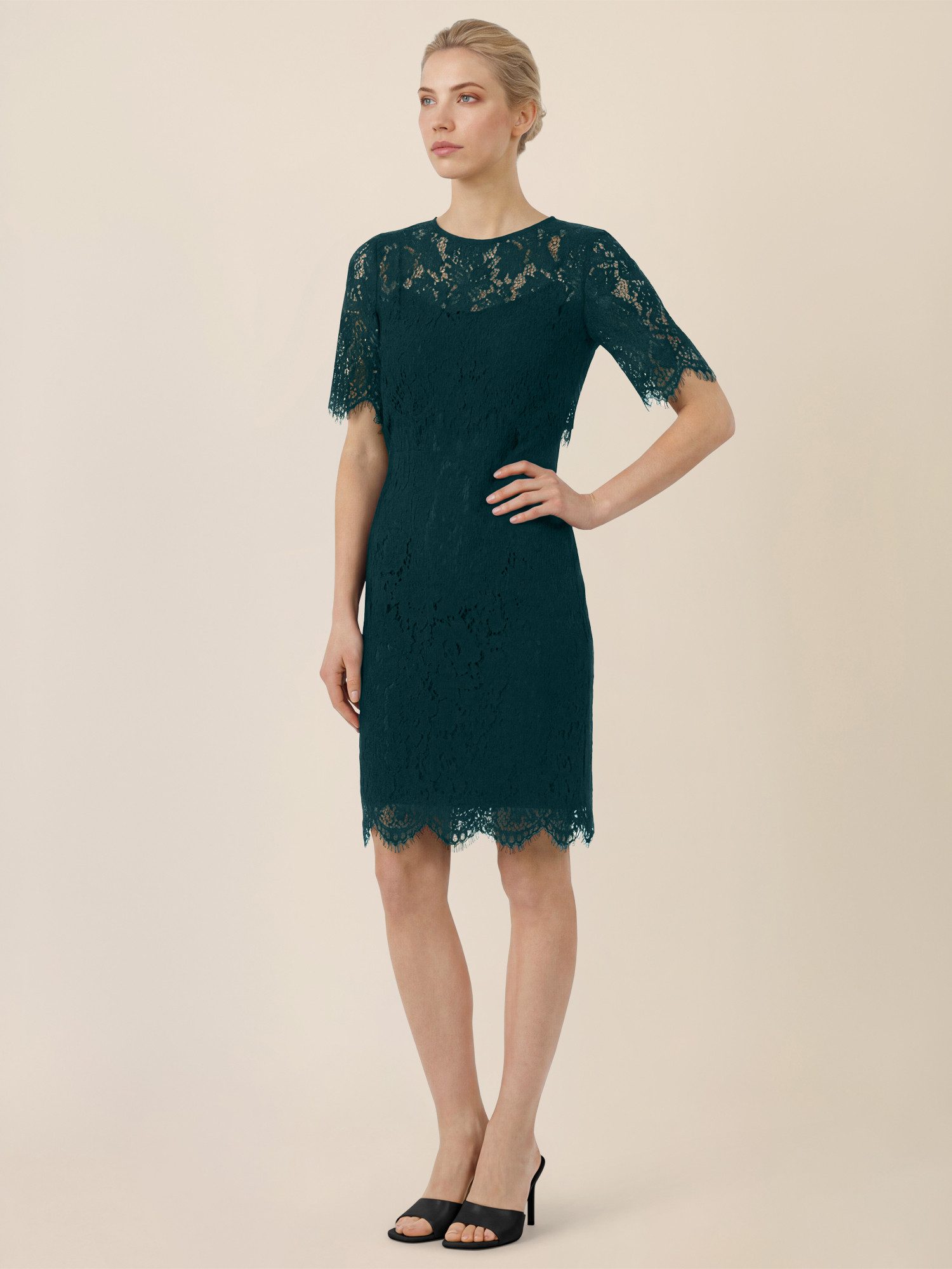 Apart Spitzenkleid Zweiteiliges Spitzenensemble aus Kleid und Bolero