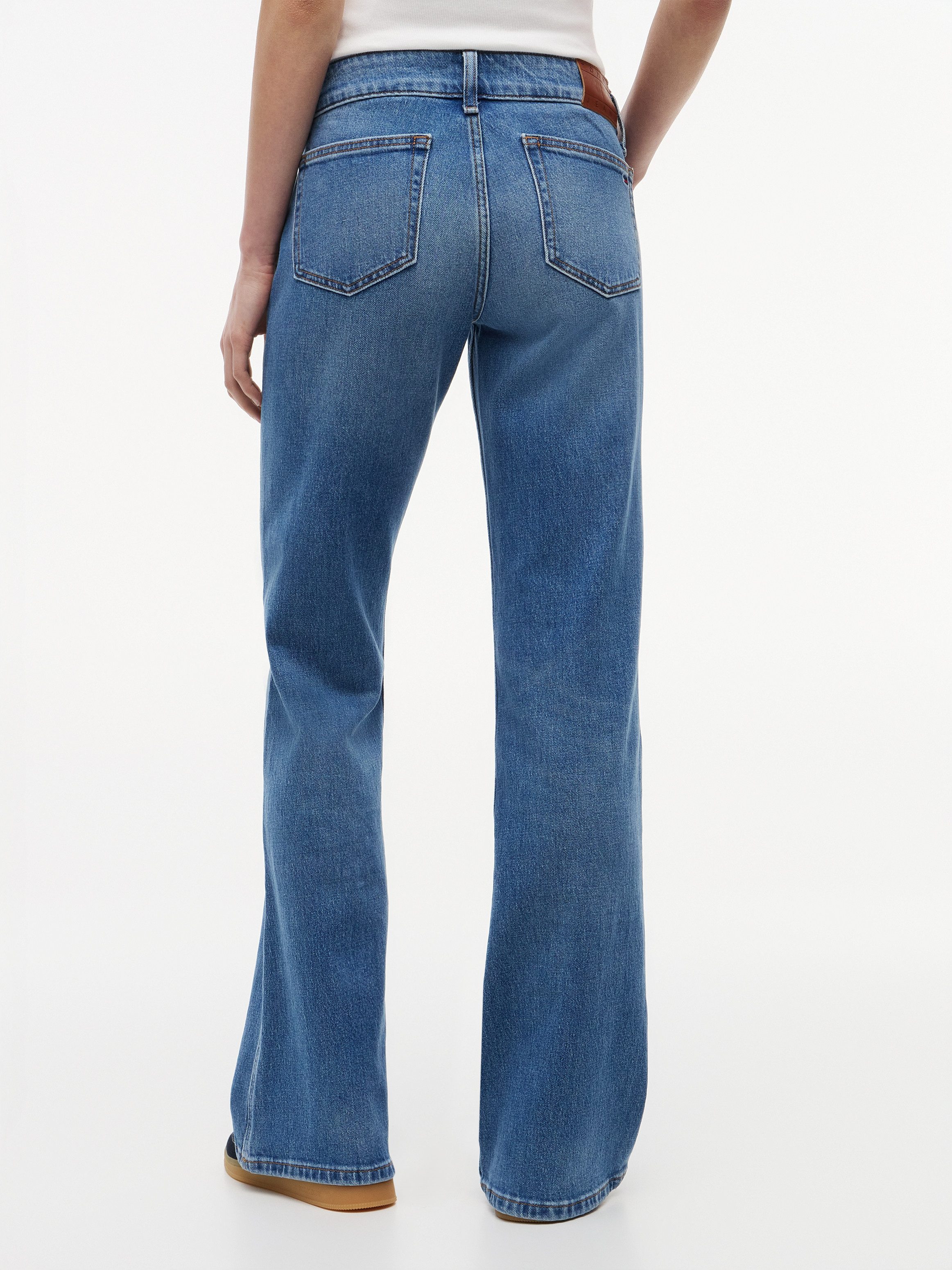 Tommy Jeans Bootcut-Jeans SIA LOW BOOTCUT BJ0133 Baumwollmischung, low waist