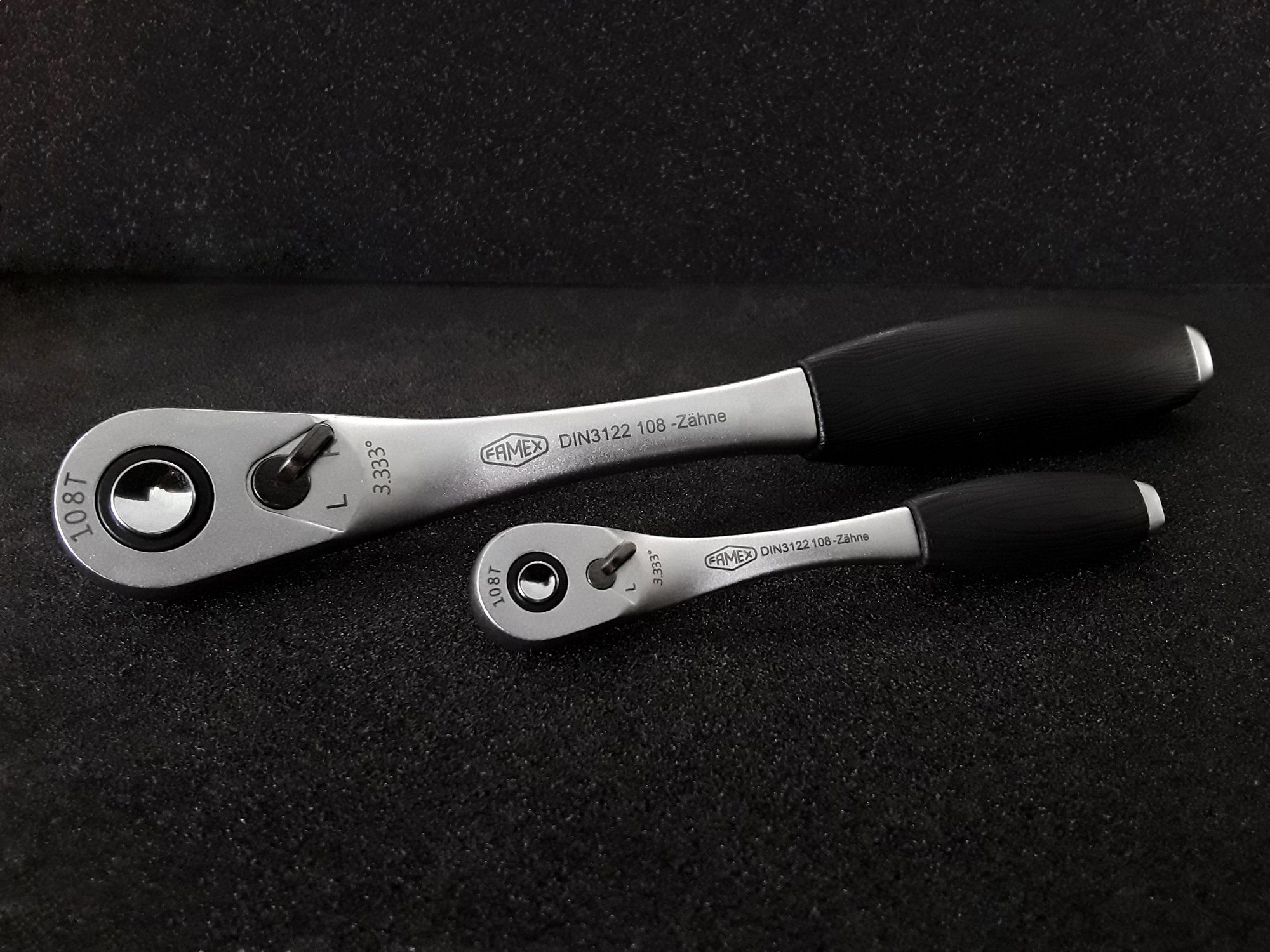 FAMEX Werkzeugset Profi Werkzeugkoffer 66-tlg - Ratschenkasten Steckschlüsselsatz Nusskasten - FAMEX 580-16