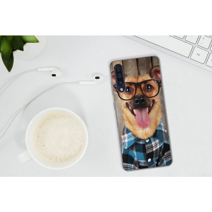 MuchoWow Handyhülle Hund - Brille - Bluse - Hipster Handyhülle Samsung Galaxy A50 Smartphone-Bumper Print Handy FN11398
