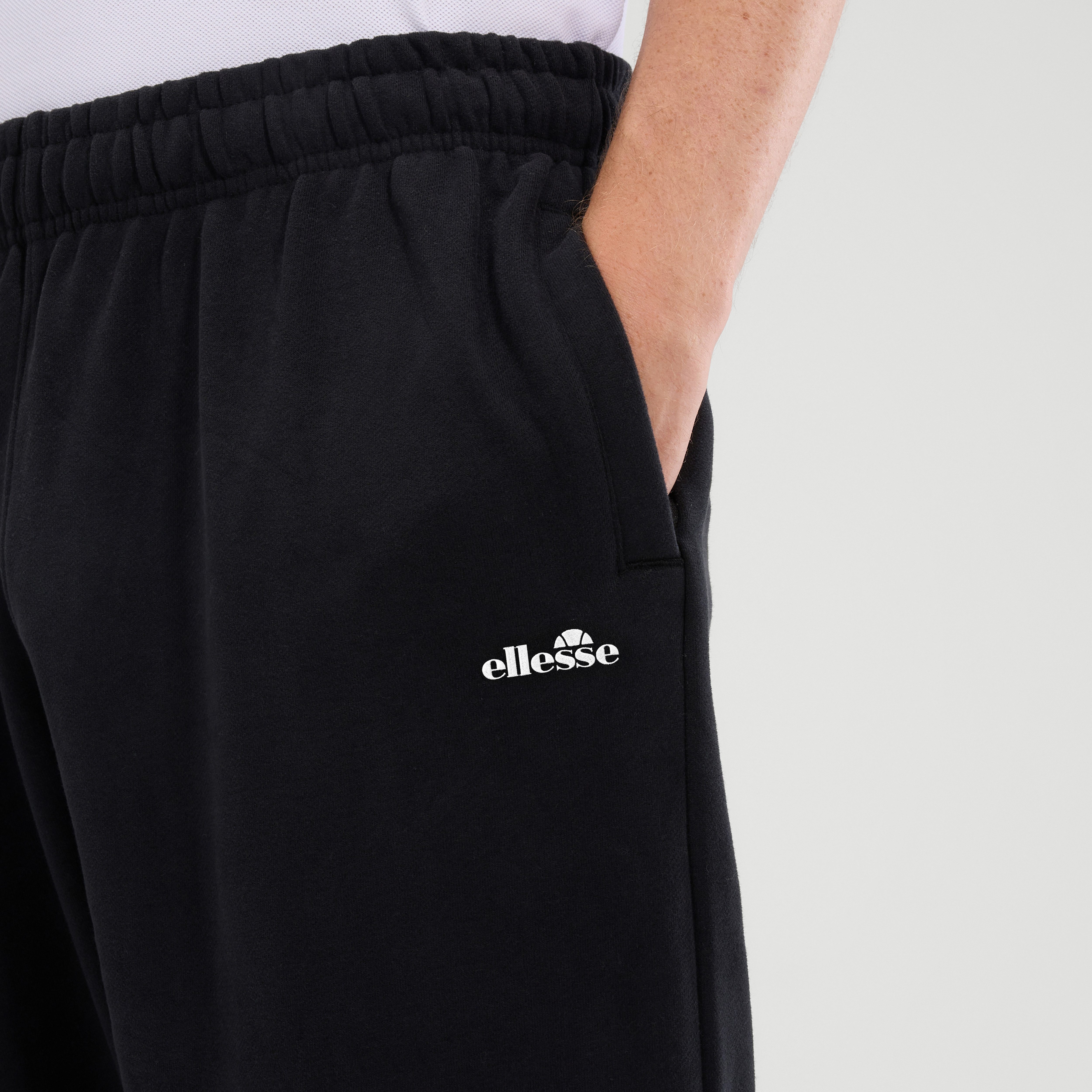 Ellesse Jogginghose ORVINIO JOG PANT für Erwachsene geeignet, aus Baumwolle und Polyester, mit Gummizug
