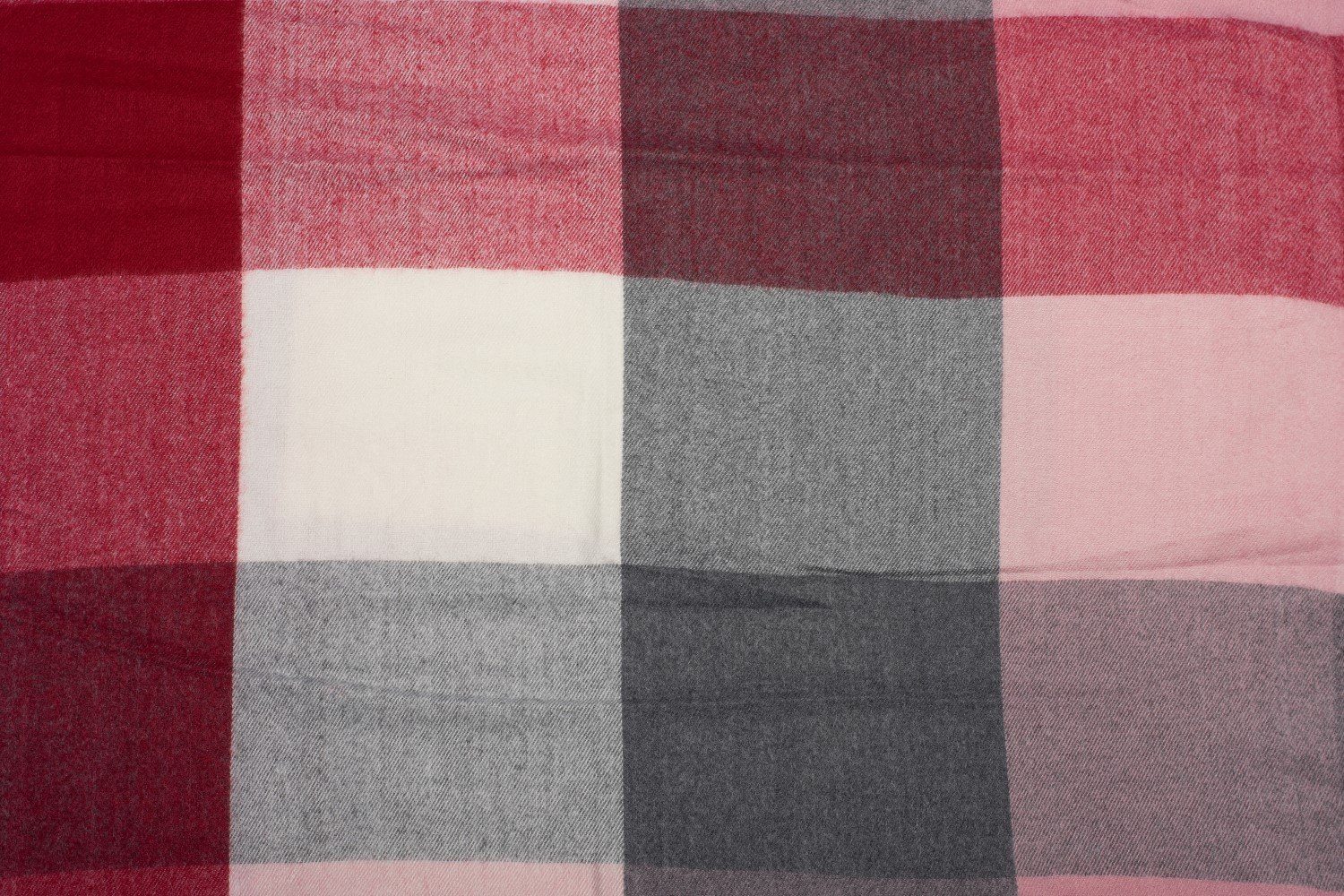 styleBREAKER Modeschal Weicher karierter Schal mit Fransen, (1-St) günstig online kaufen