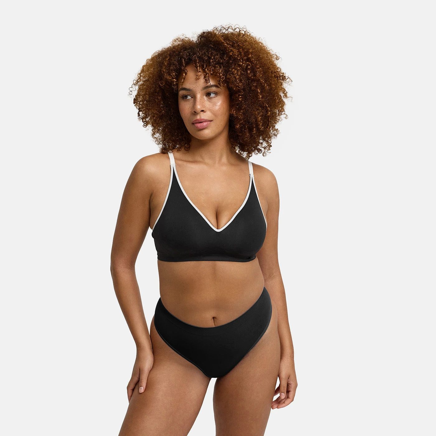 cfab (creamy fabrics) Bügelloser BH Lined Comfort Push-Up BH-Schwarz-M (1-tlg)