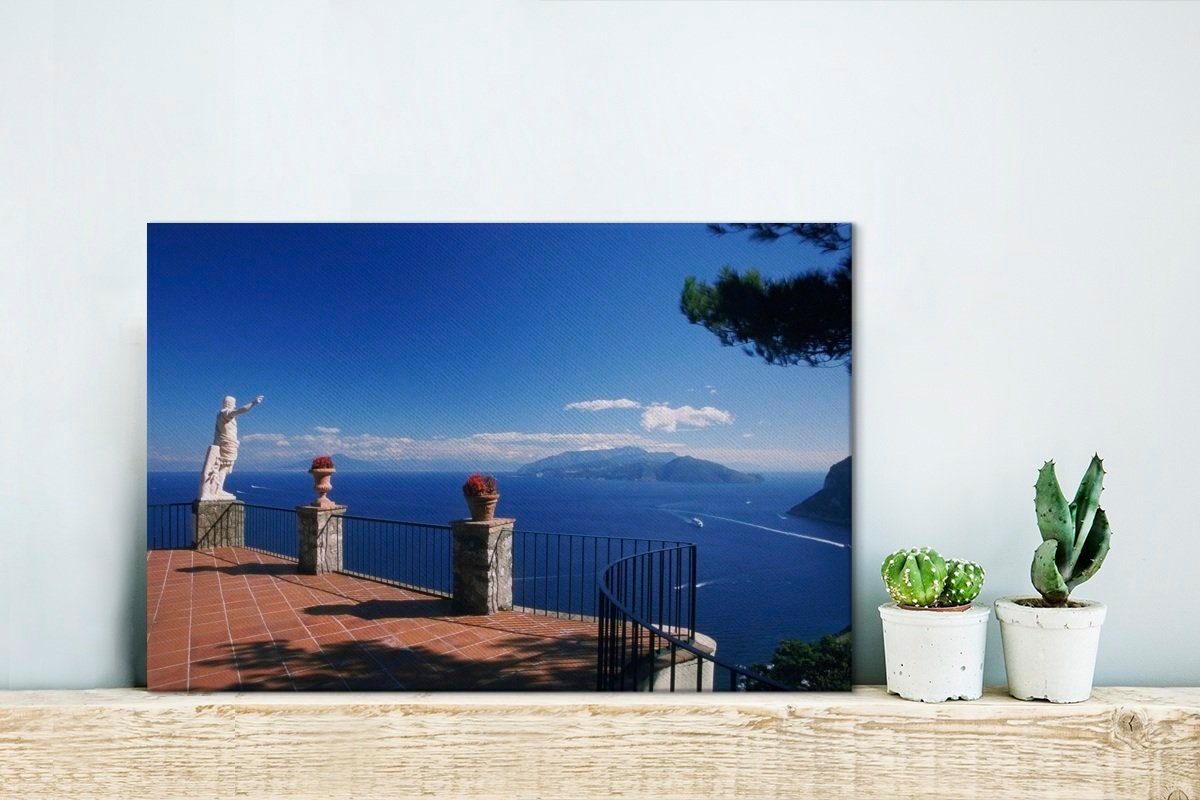 Wandbild Augustus Aufhängefertig, Terrasse Wanddeko, Leinwandbilder, cm OneMillionCanvasses® in (1 Leinwandbild St), Statue von Caesar auf Capri, einer 30x20