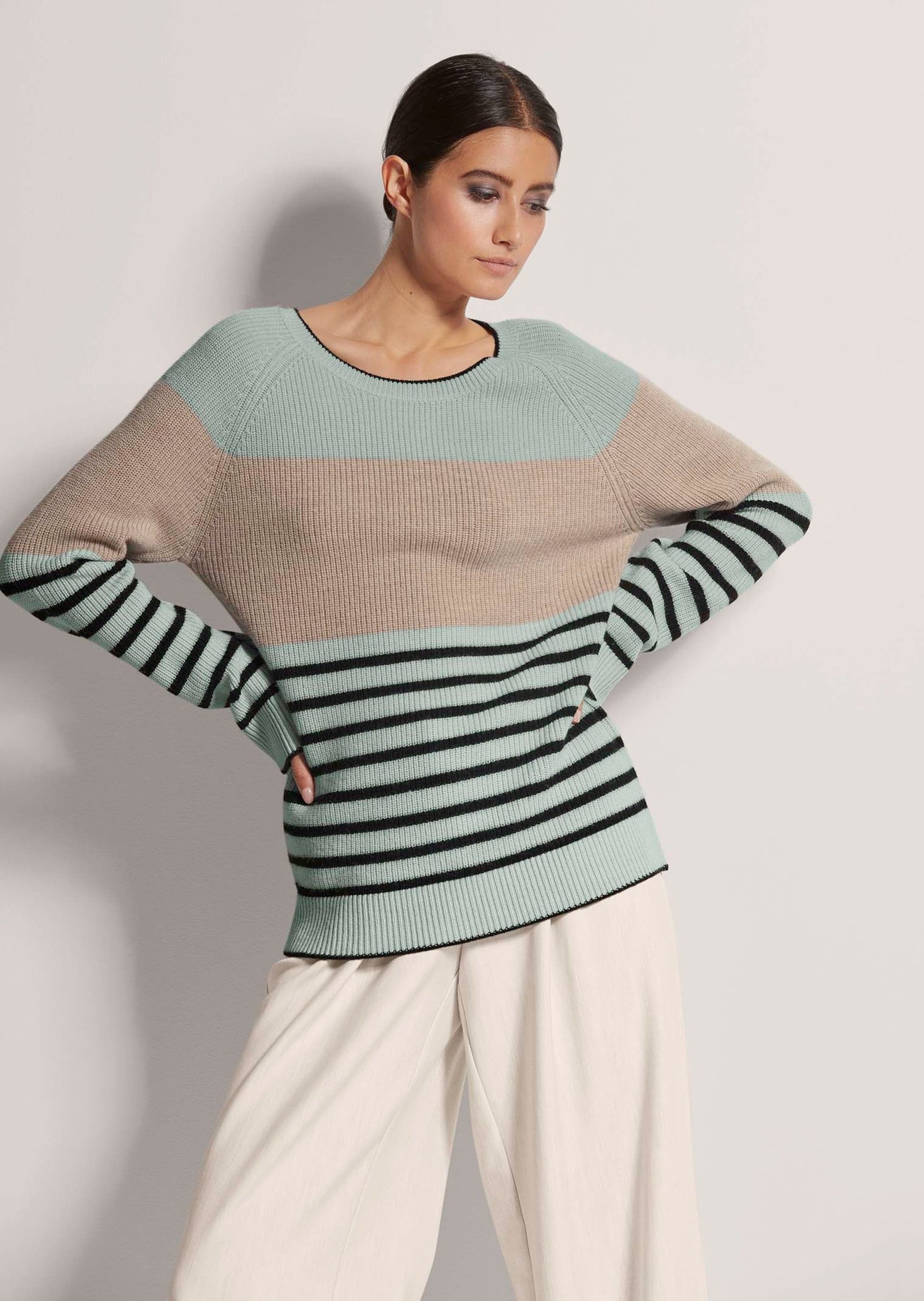 Strickpullover Schurwoll-Pullover mit Perlfang-Struktur