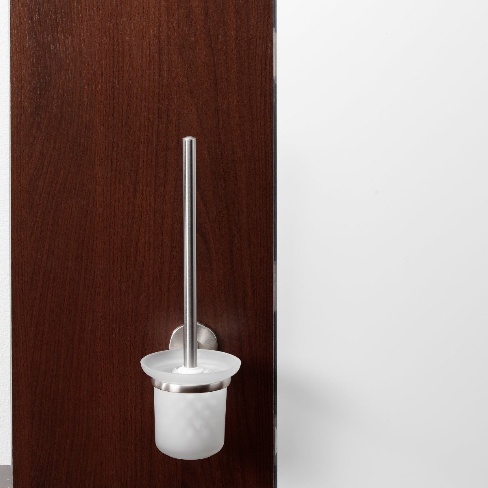 FACKELMANN WC-Reinigungsbürste Toilettenbürste mit Halter FUSION, WC-Garnitur, WC-Bürste – Bild 2 von 2