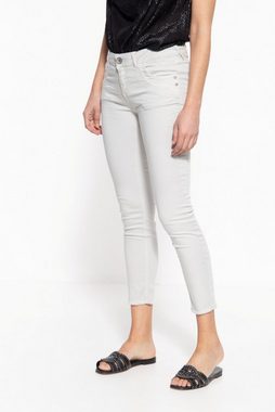 ATT Jeans Slim-fit-Jeans Leoni mit offenen Kanten