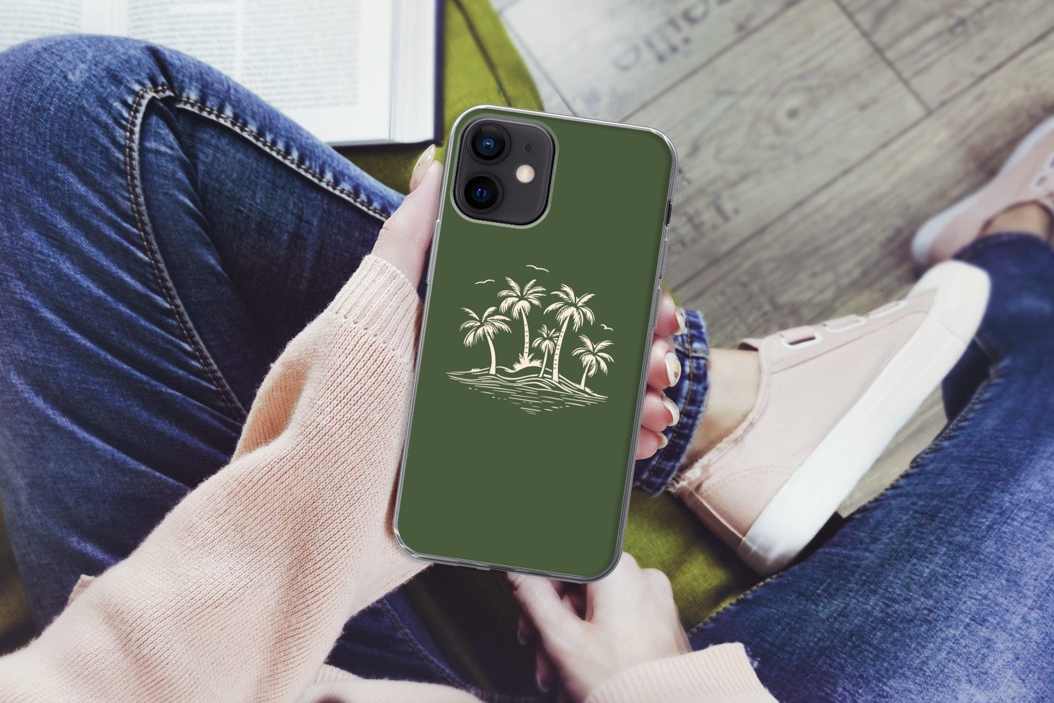 MuchoWow Handyhülle für Apple iPhone 12 mini Palmen - Strand - Grün - Beige - Tropisch, Smartphone-Bumper, Print, Handy Schutzhülle Dünn