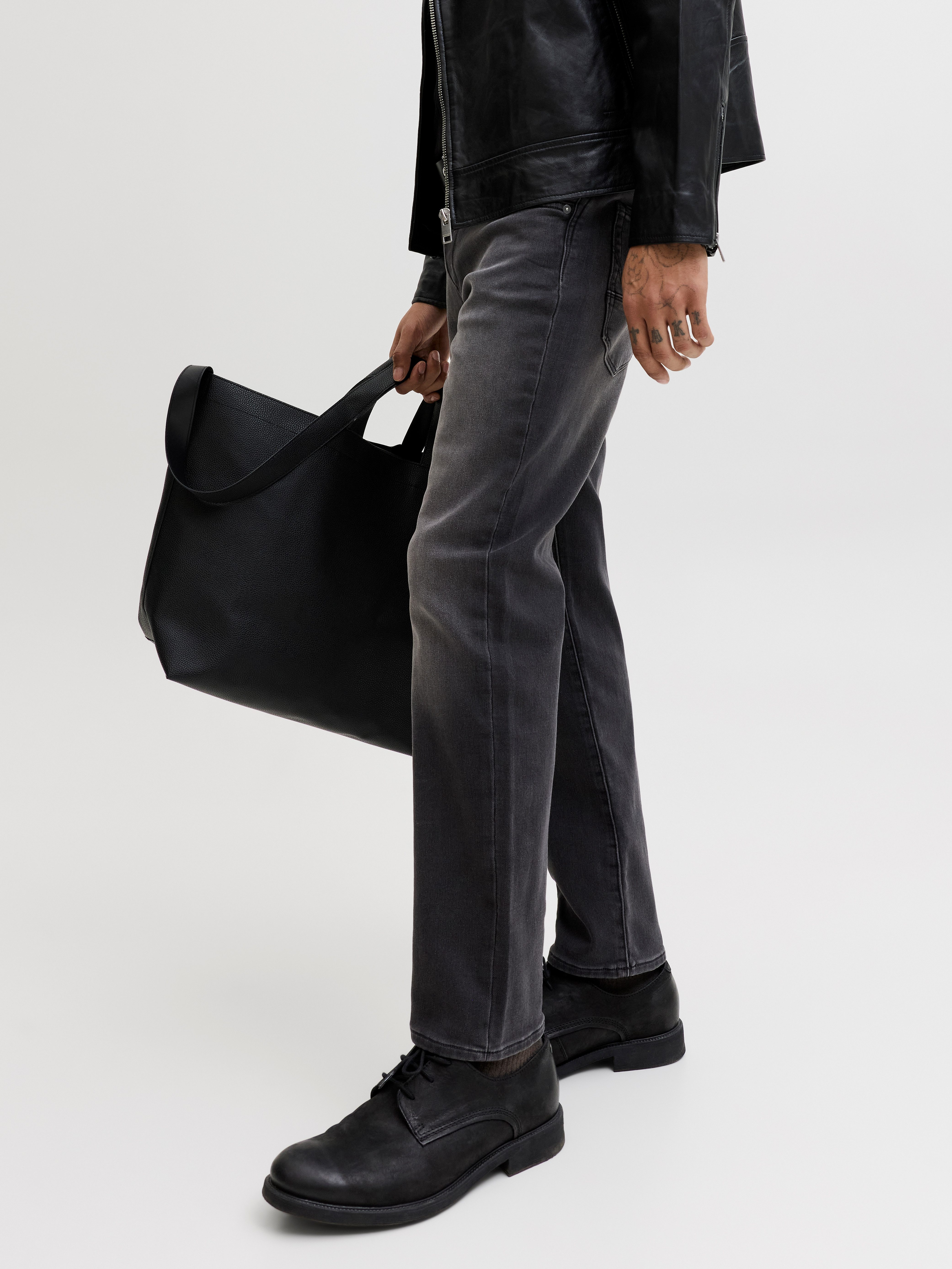 Jack & Jones Tapered-fit-Jeans JJIMIKE mit Stretch, Used-Look und bequemer Passform mit Abriebeffekten
