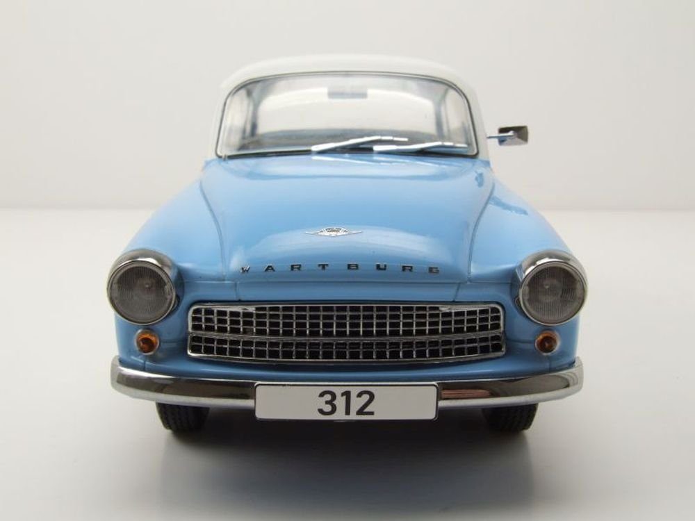 MCG Modellauto Wartburg 312 1965 hellblau weiß, Maßstab 1:18