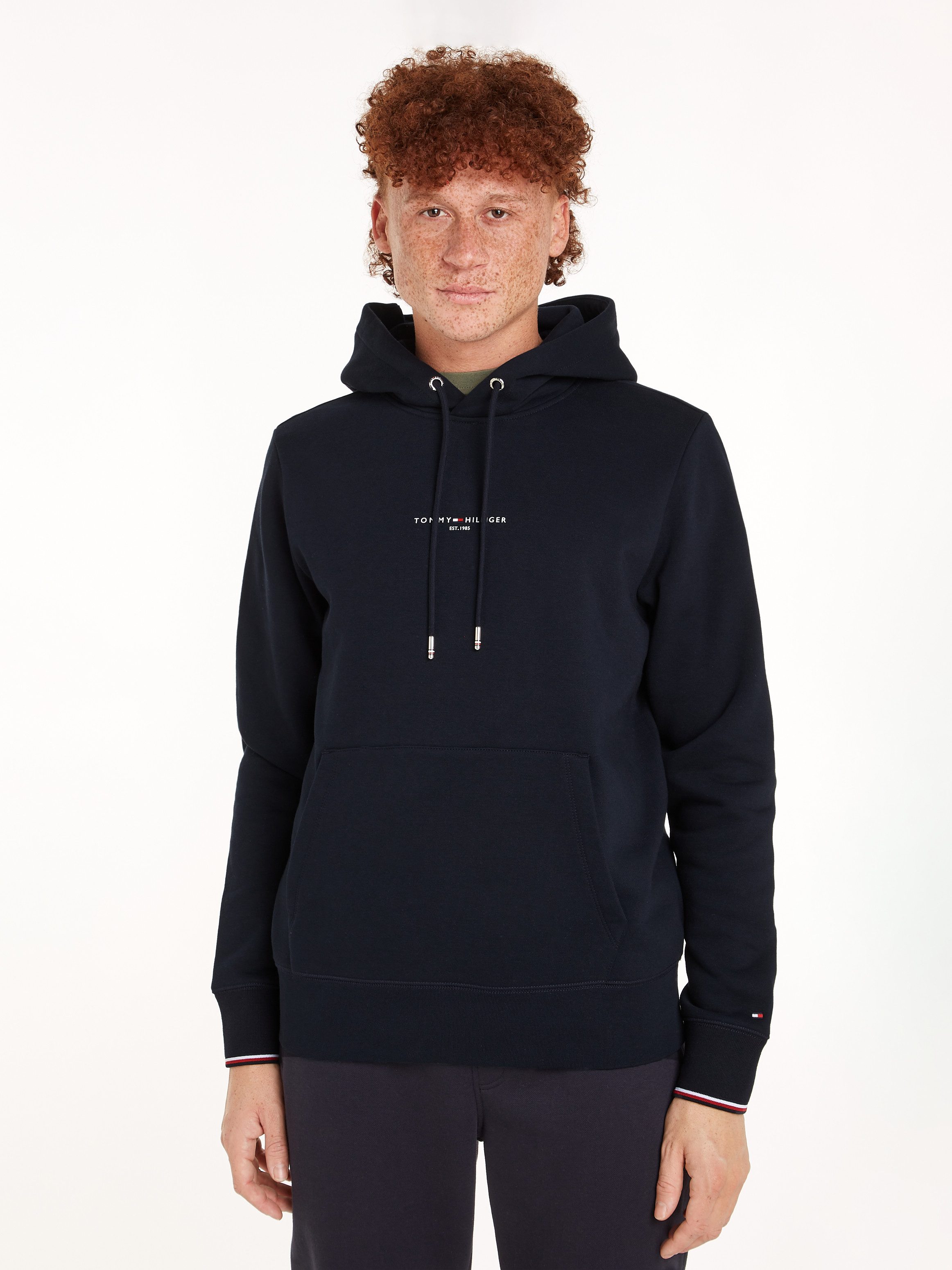 Tommy Hilfiger Hoodie TOMMY LOGO TIPPED HOODY Tommy-Tape innen am Ausschnitt, Flag-Stickerei am Ärmel