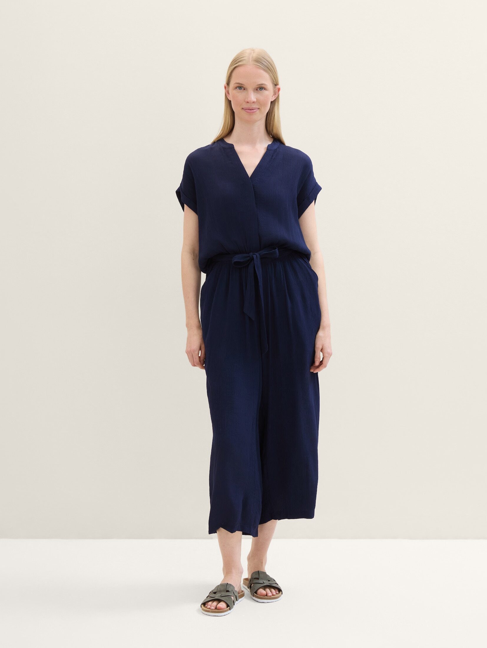TOM TAILOR Damen Jumpsuit Mit Bindegürtel – Regular Fit, Aus Weicher Viskose, Nachhaltige BE PART Kollektion