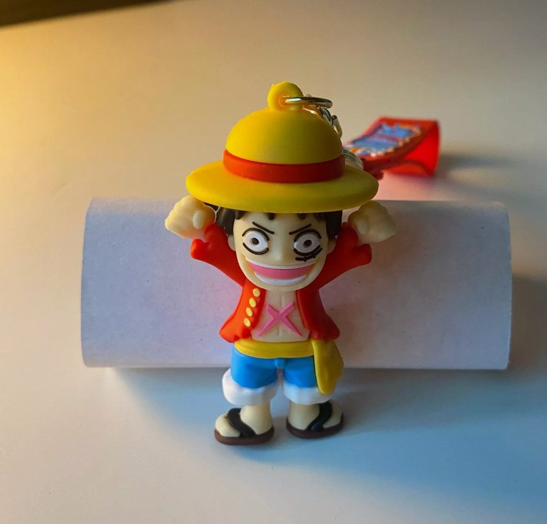 Stelby Schlüsselanhänger One Piece Ruffy Schlüsselanhänger 3d Gummi, Strapazierfähiges & flexibles Material für langlebige Nutzung.