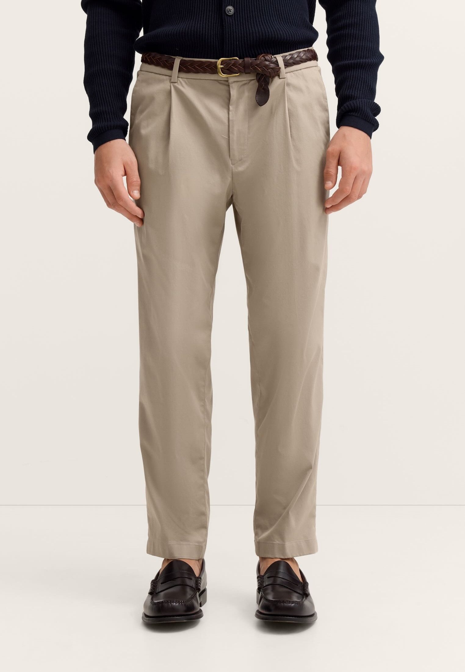 bugatti Chinohose Loose Fit aus Baumwollmix mit Stretch