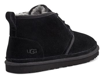 UGG Neumel Schnürboots Chukka Boot, Freizeitschuh mit lässiger 3-Loch Schnürung