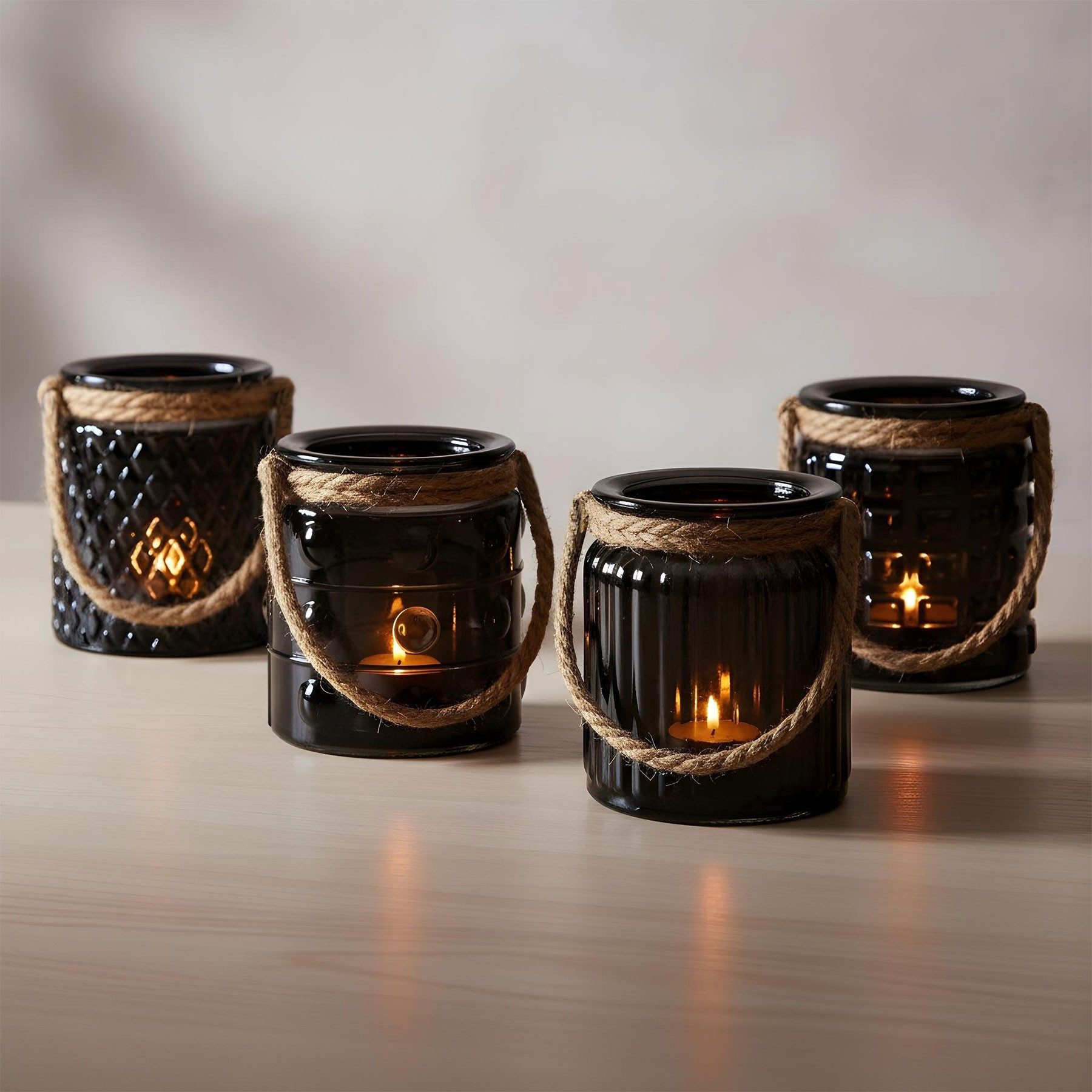 Levandeo® Teelichthalter, 4er Set Windlicht Glas Schwarz H10cm Teelichthalter Tischdeko Kerzen