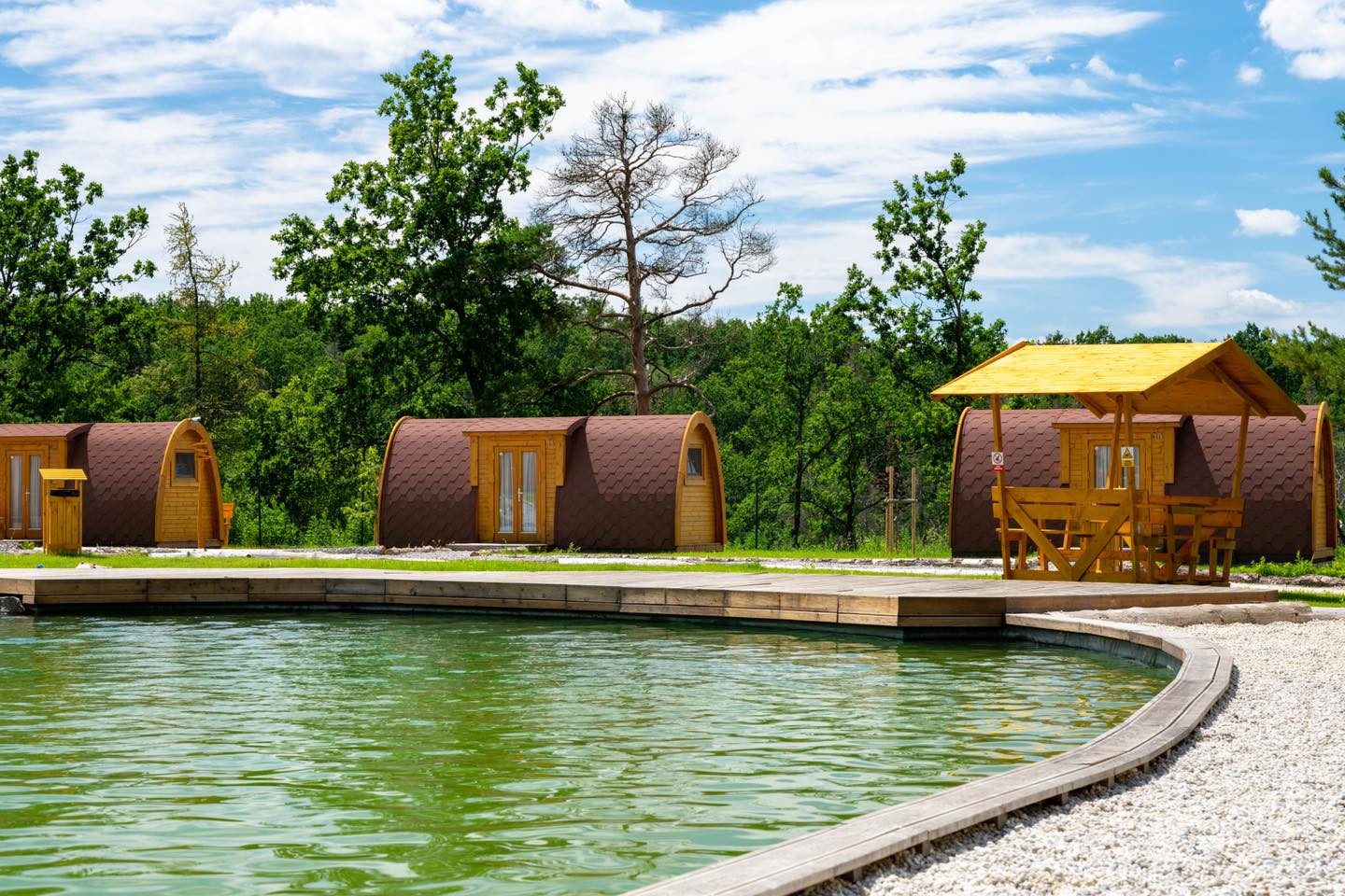 JVmoebel Gartenhaus Campinghaus Haus Camping Holzhaus Ferienhaus Gartenhaus 2-6 Personen, BxT: 590x300 cm, (1x nur Gartenhaus), Made in Europa